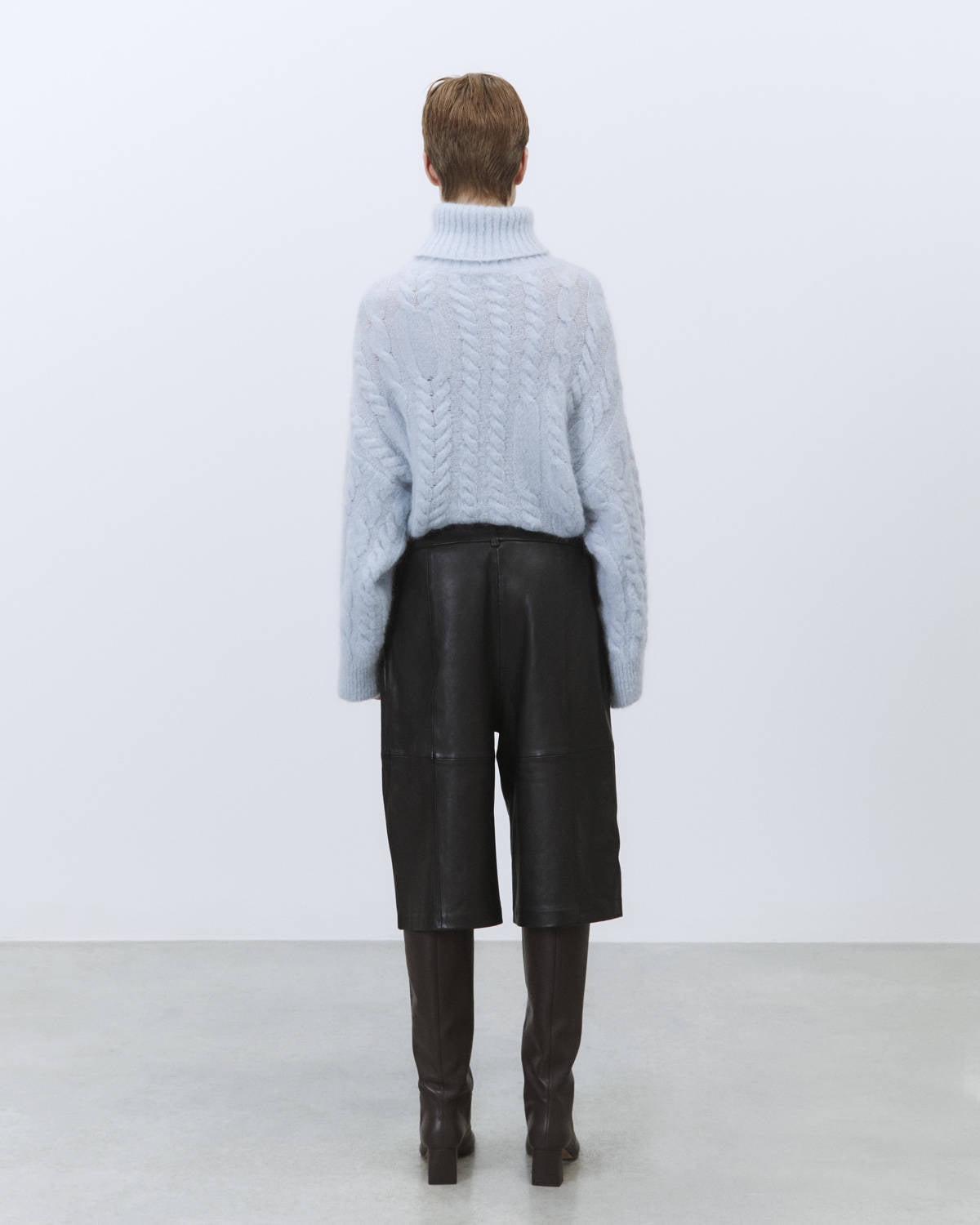 TAILORED LEATHER BERMUDA SHORTS