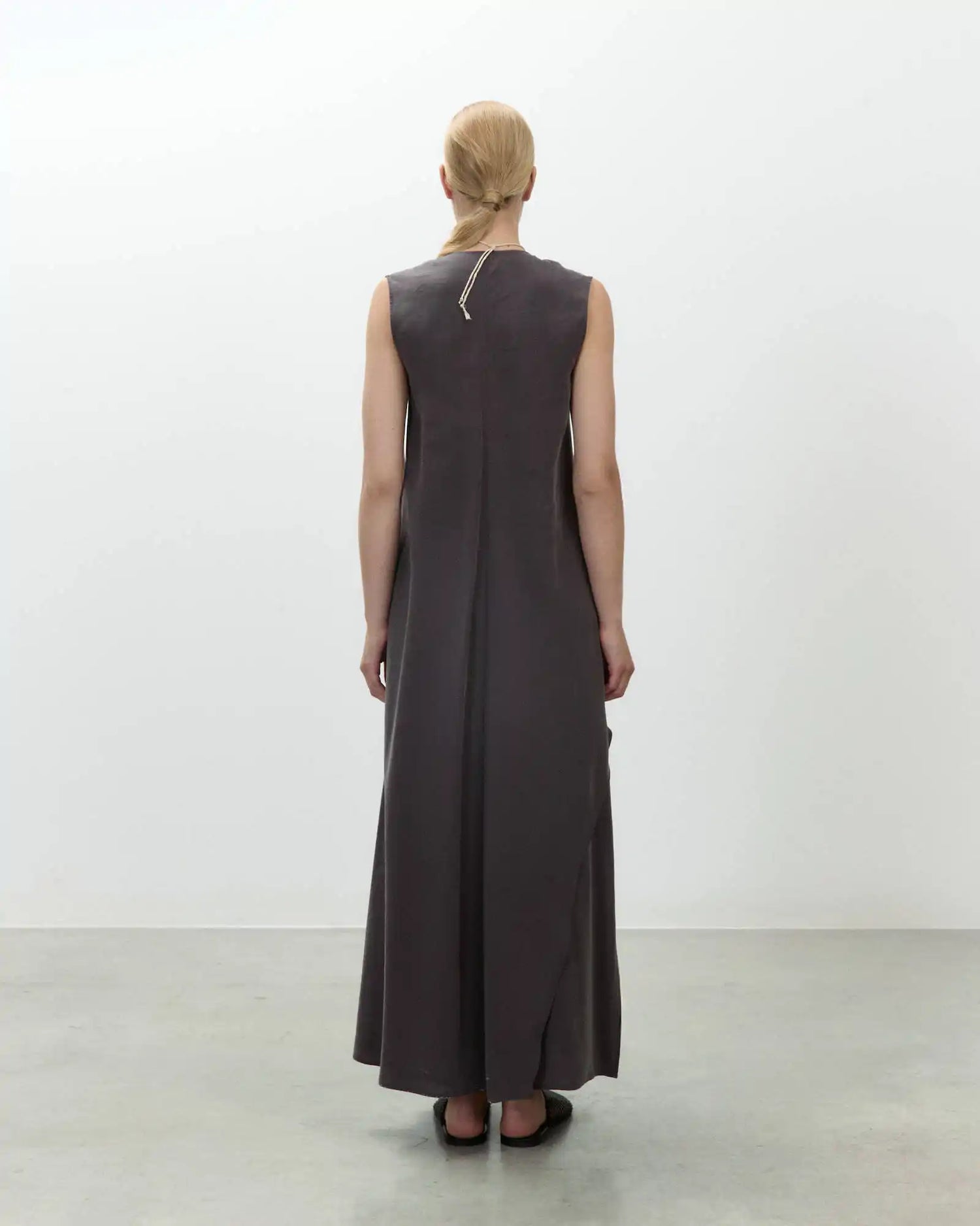 LONG DRESS WITH RUFFLES