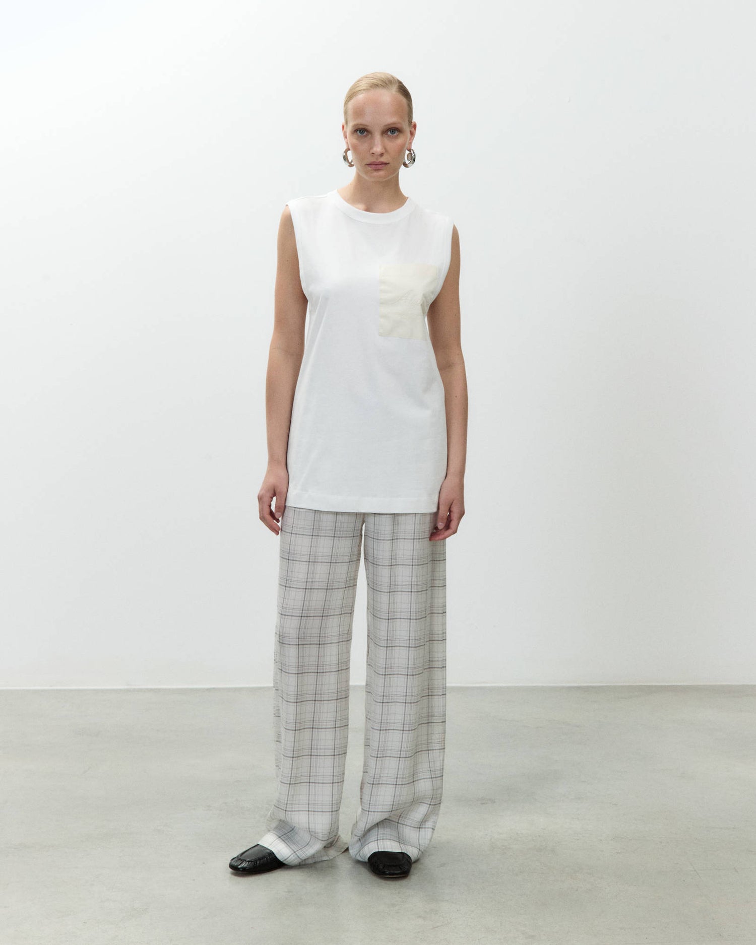 EMBROIDERED T-SHIRT TANK TOP