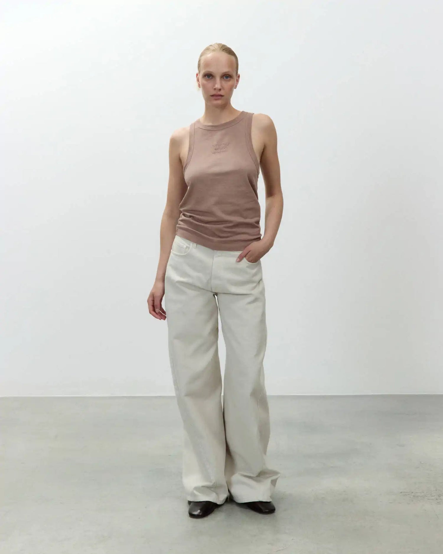 EMBROIDERED TANK TOP