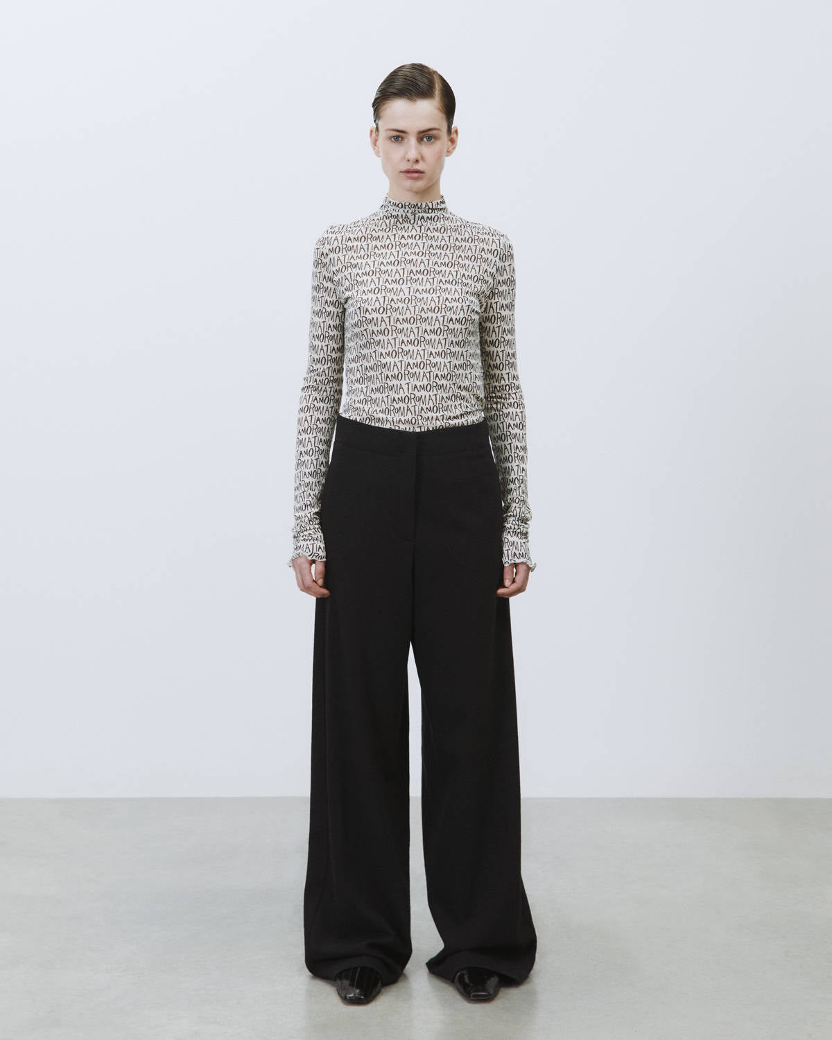 WIDE LEG WOOL TROUSERS
