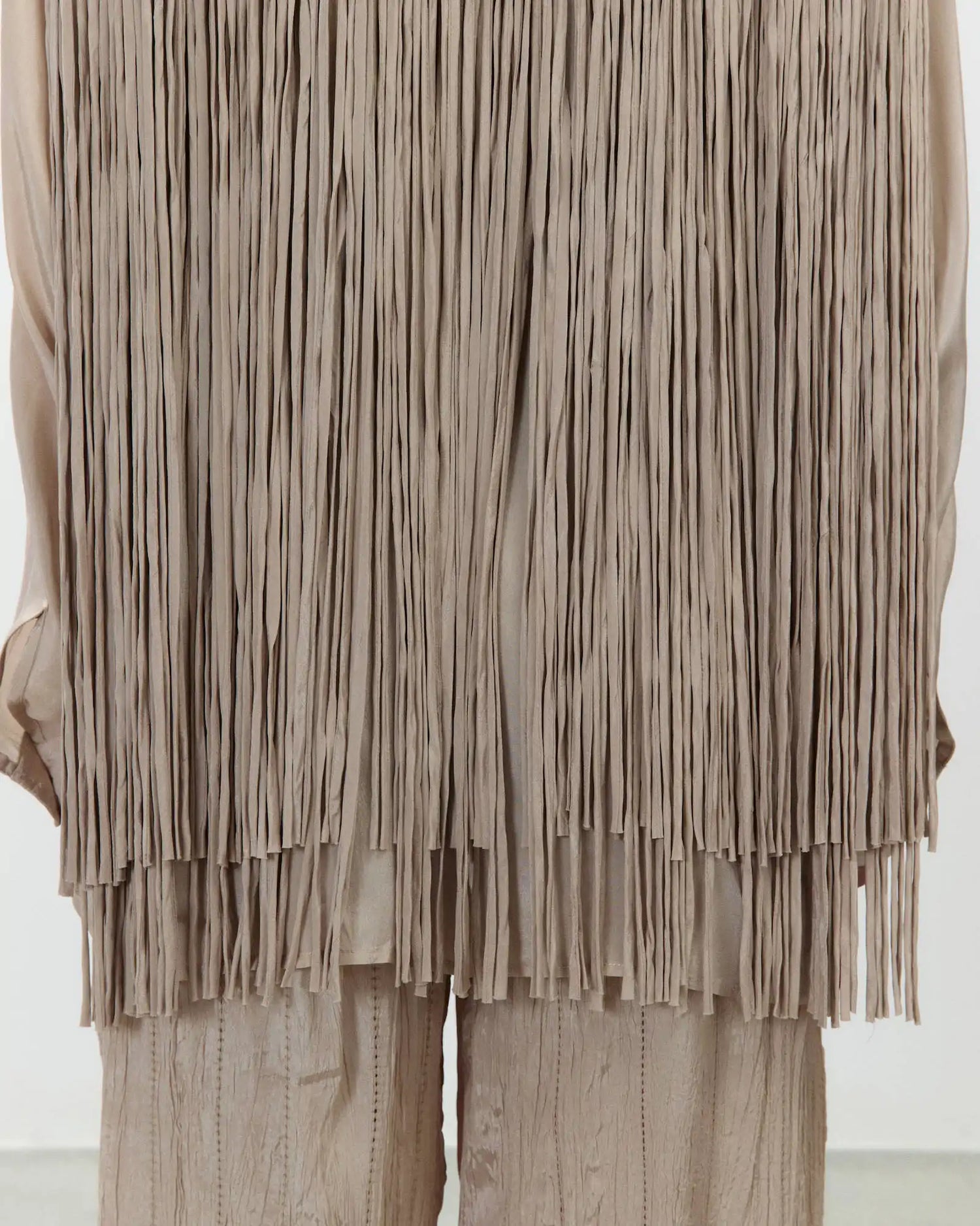 VISCOSE SHIRT WITH FRINGES