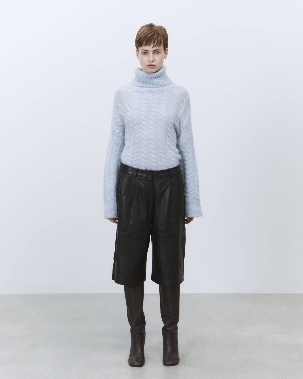 TAILORED LEATHER BERMUDA SHORTS