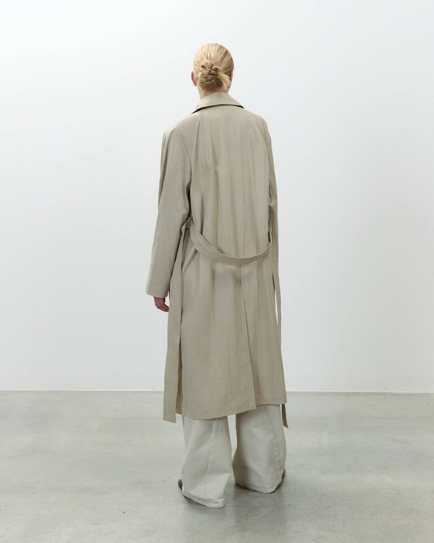 LONG CRINKLE TRENCH COAT