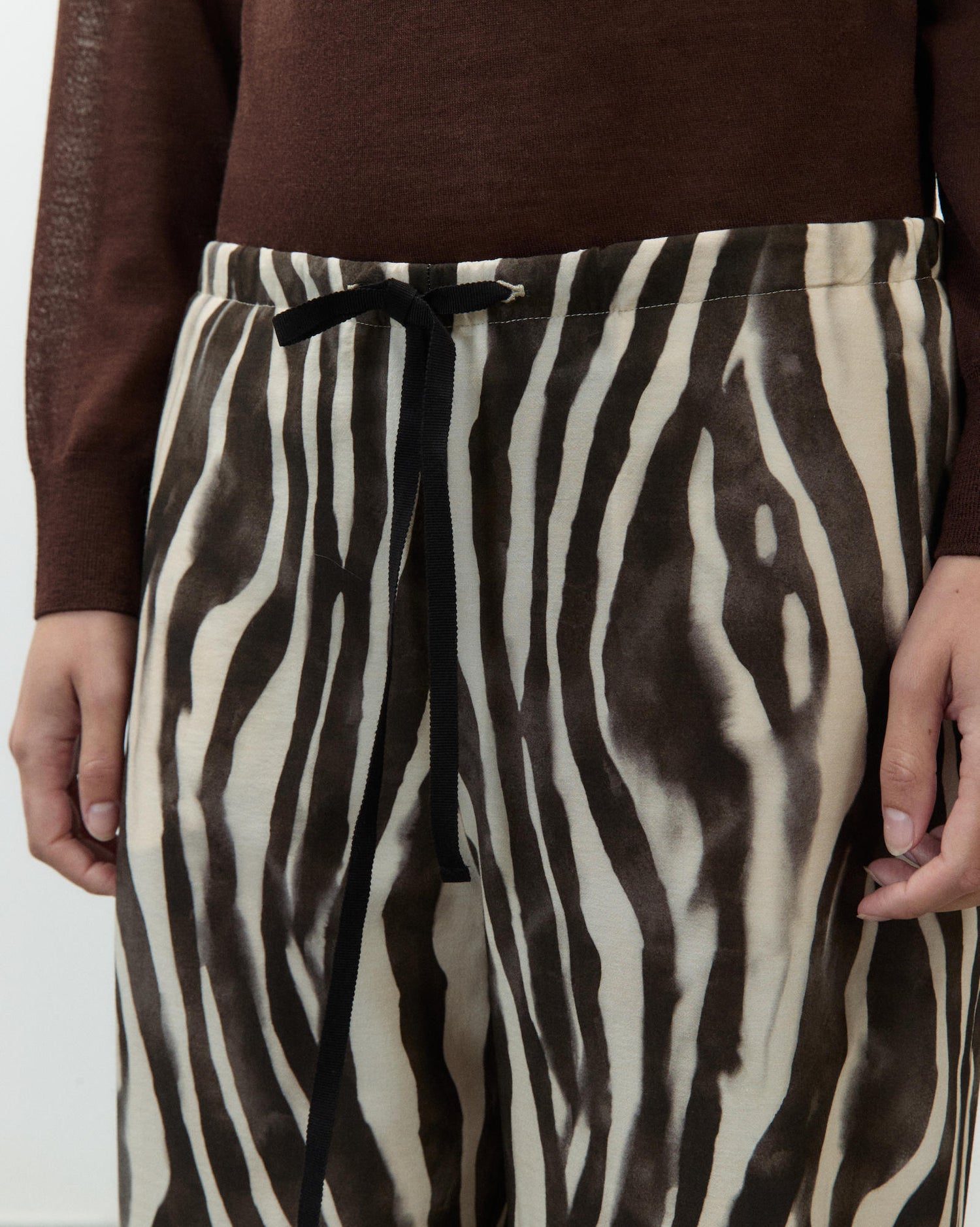 WIDE PRINTED TROUSERS