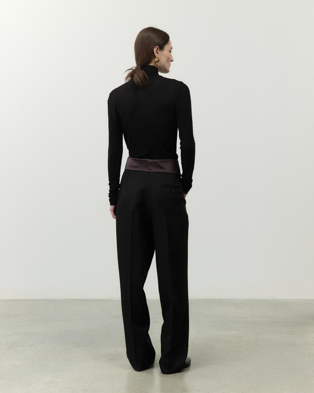 WOOL TROUSERS WITH PEPLUM