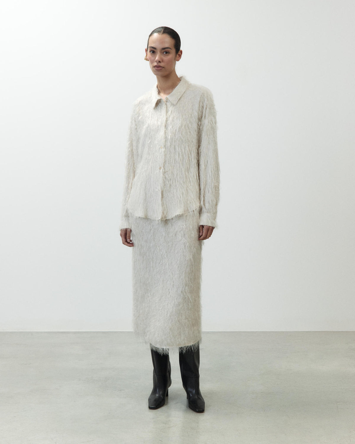 SHIRT WITH FRINGES