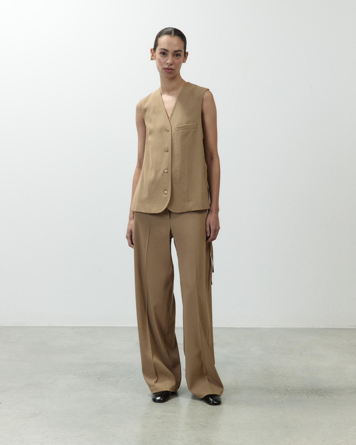 WOOL WAISTCOAT WITH SIDE SLITS