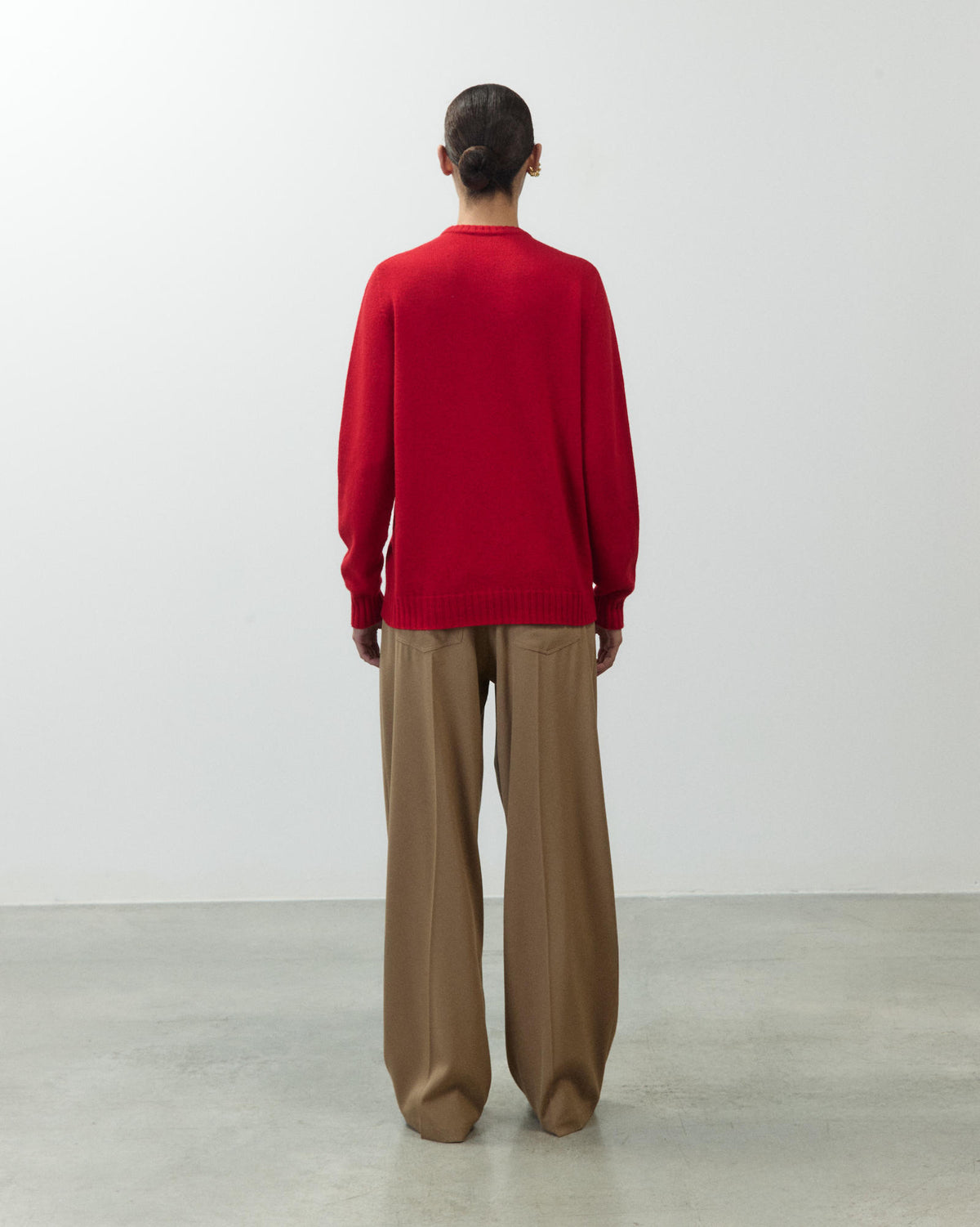 CASHMERE CREW NECK SWEATER