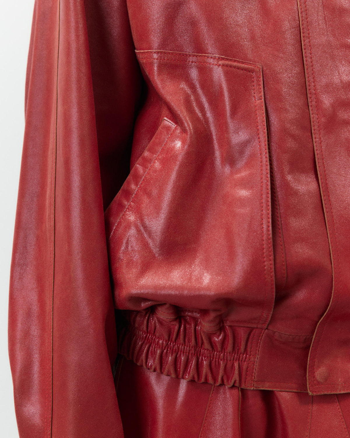 LEATHER BOMBER