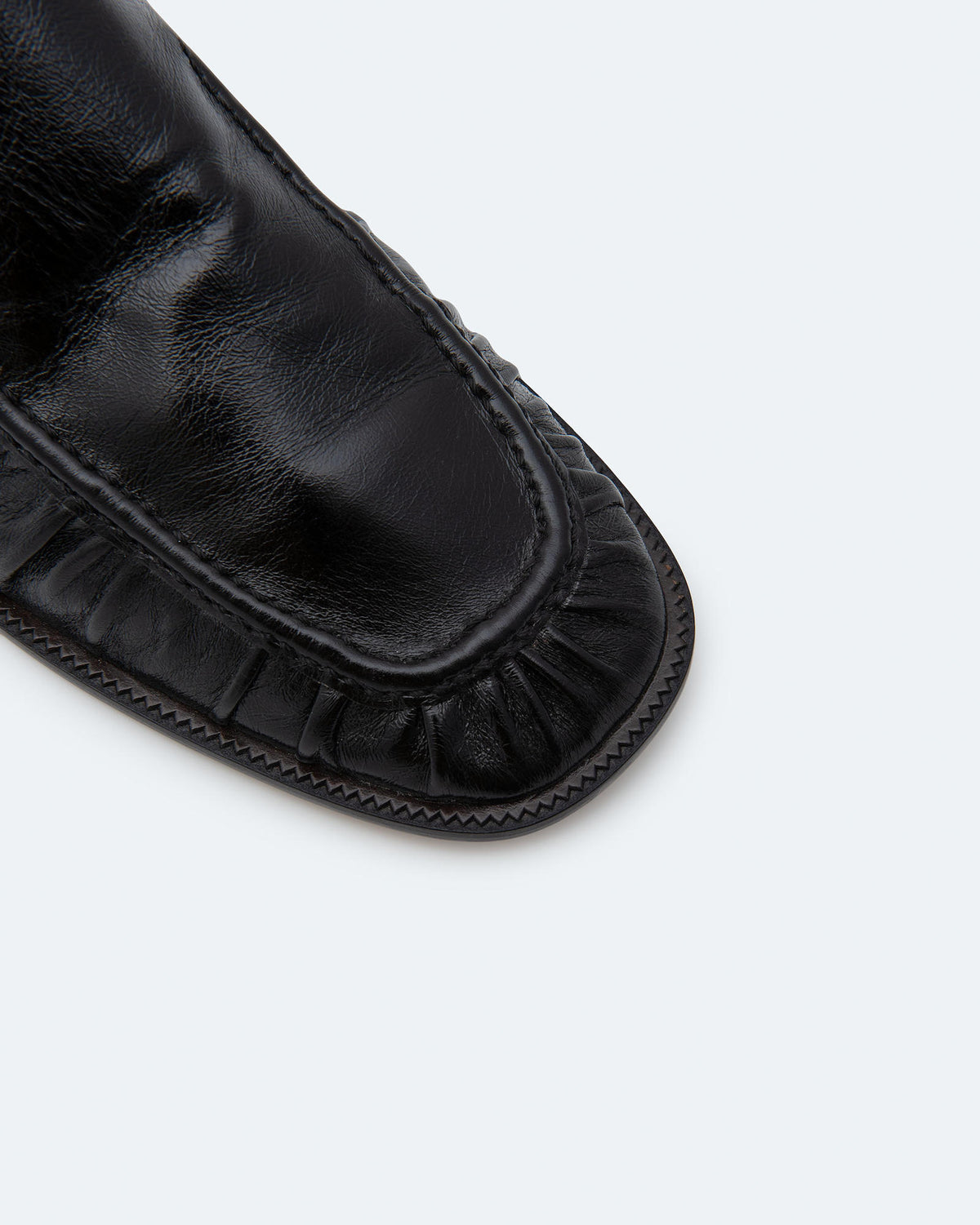 LEATHER RUFFLED LOAFERS