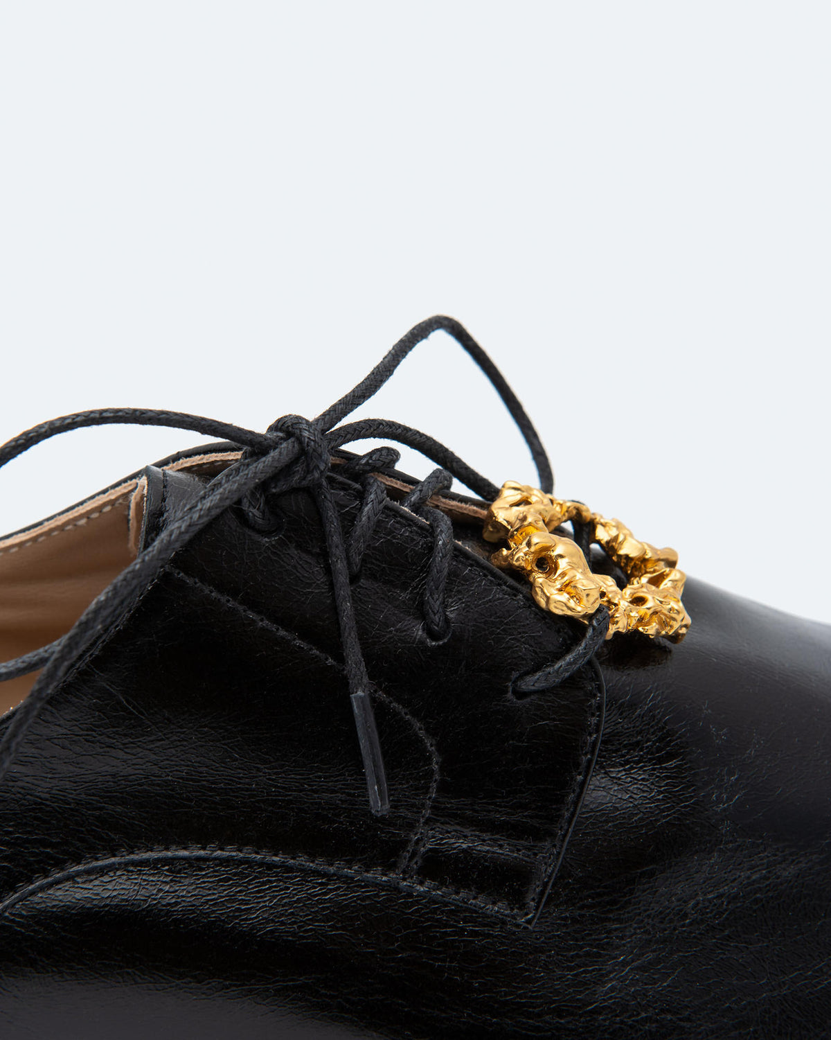 DERBY SHOE WITH DECORATIVE ELEMENTS