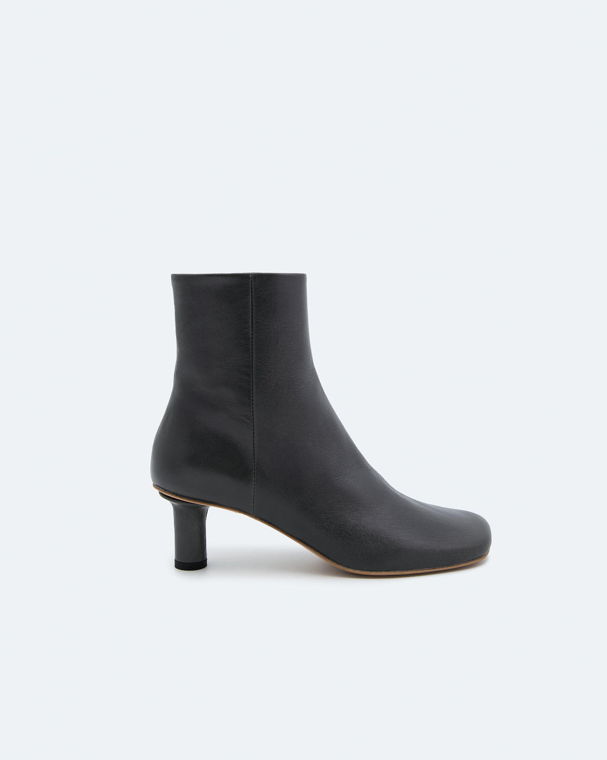 LEATHER ANKLE BOOT