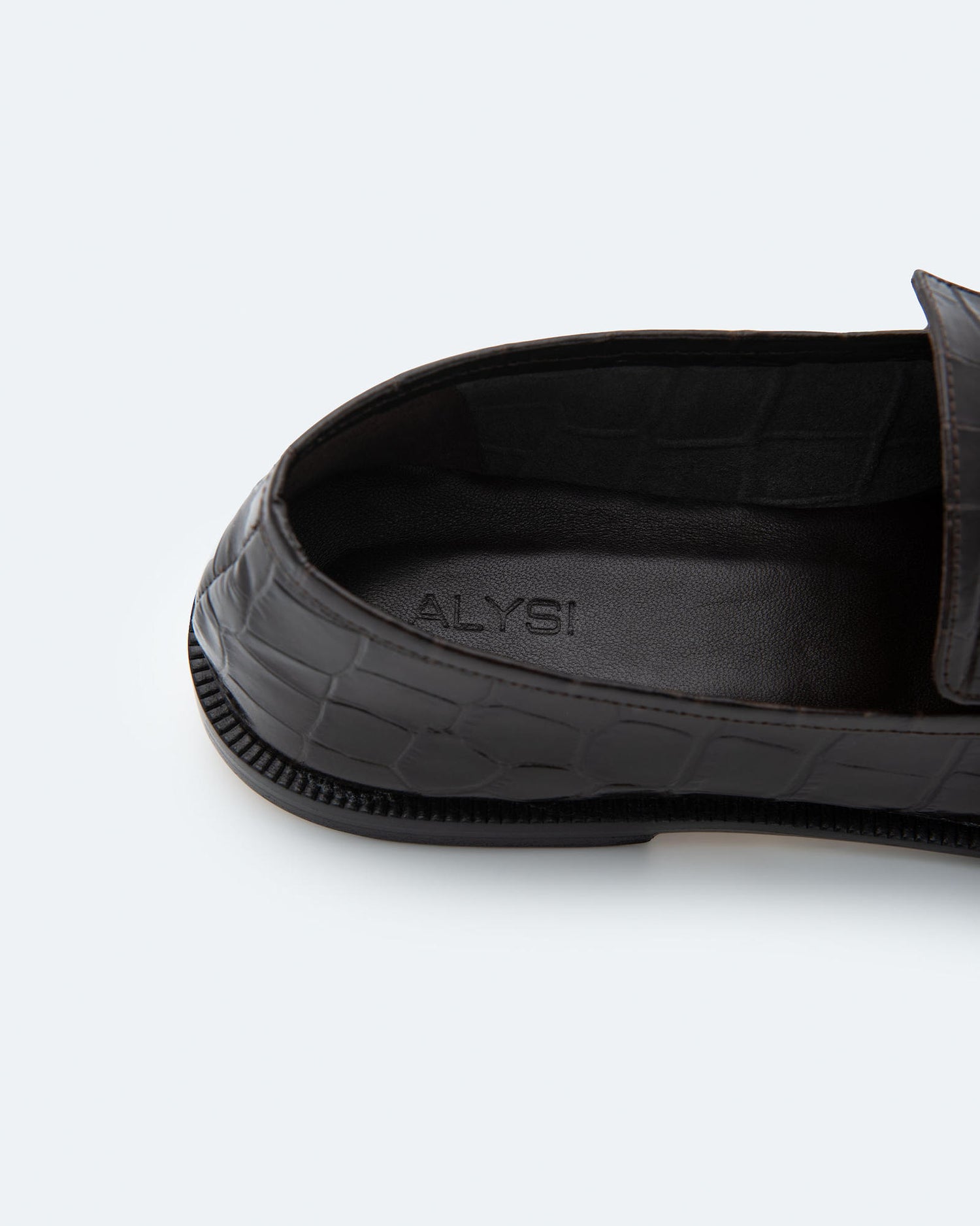 CROCODILE-EFFECT LOAFERS