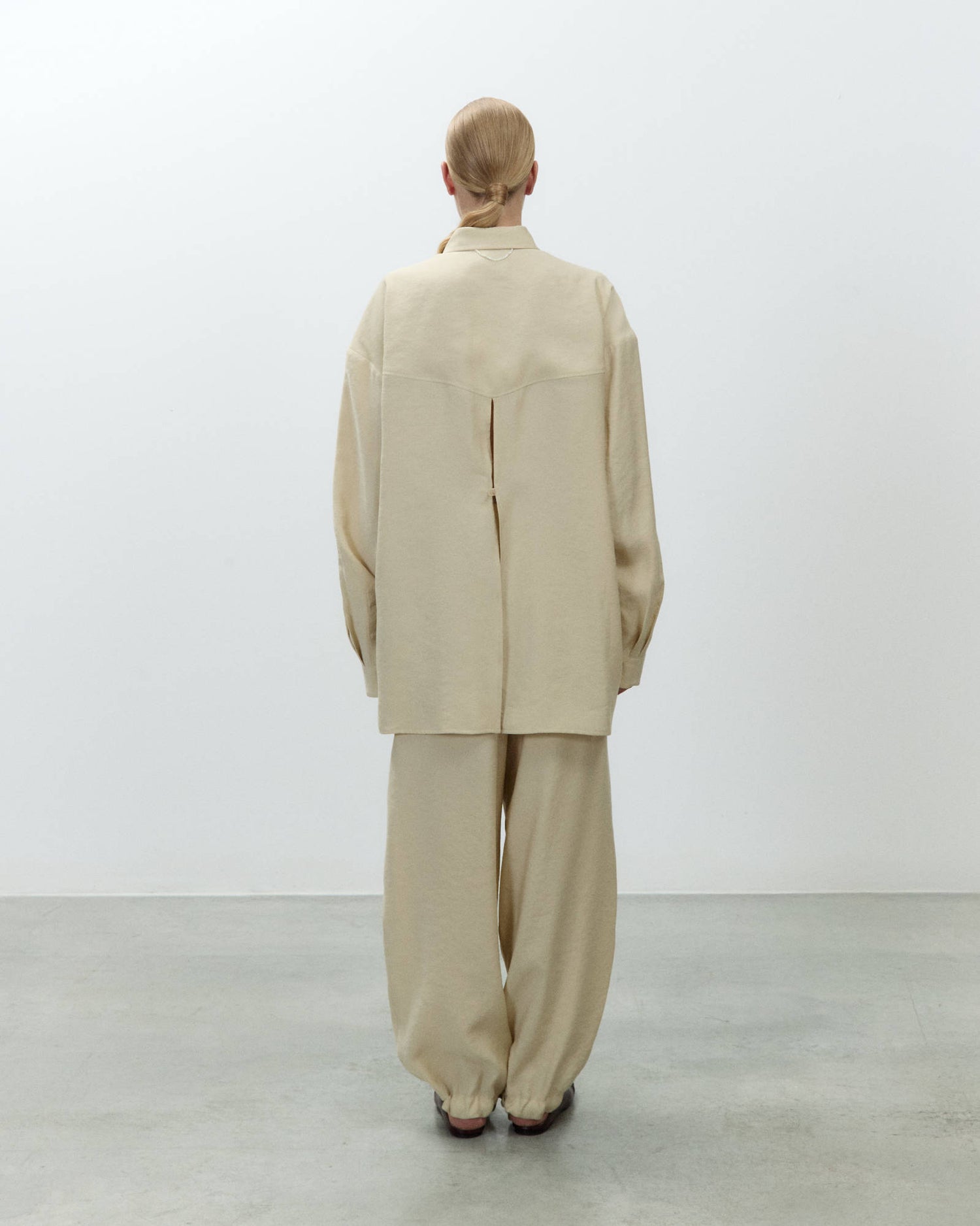 OVERSIZED EMBROIDERED SHIRT