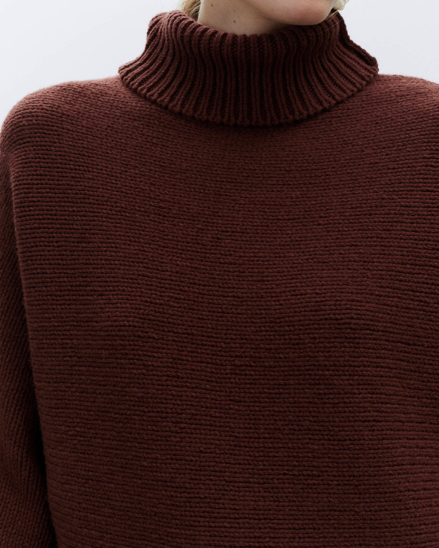 SUPER WOOL RUST SWEATER
