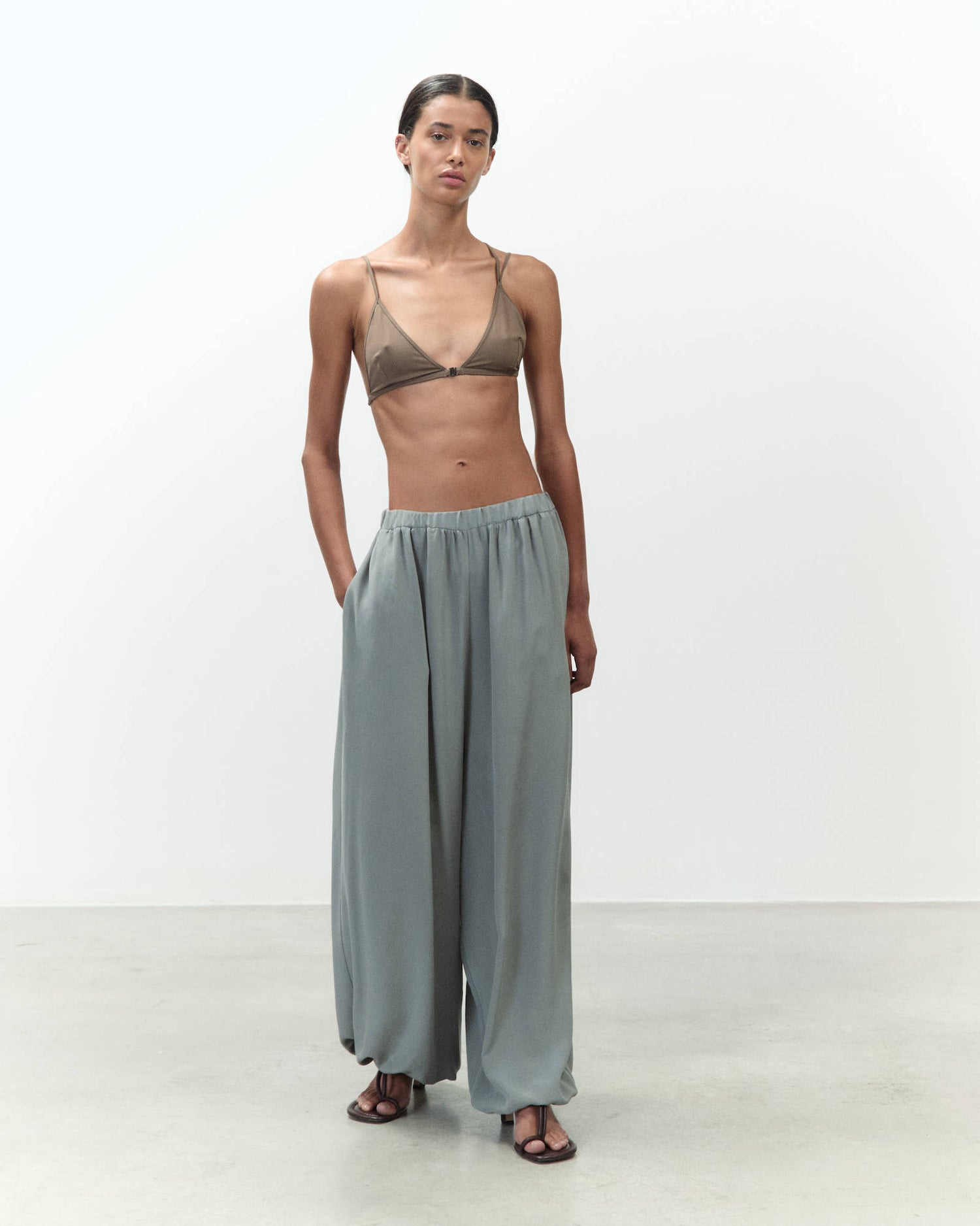 SILK BALLOON TROUSERS