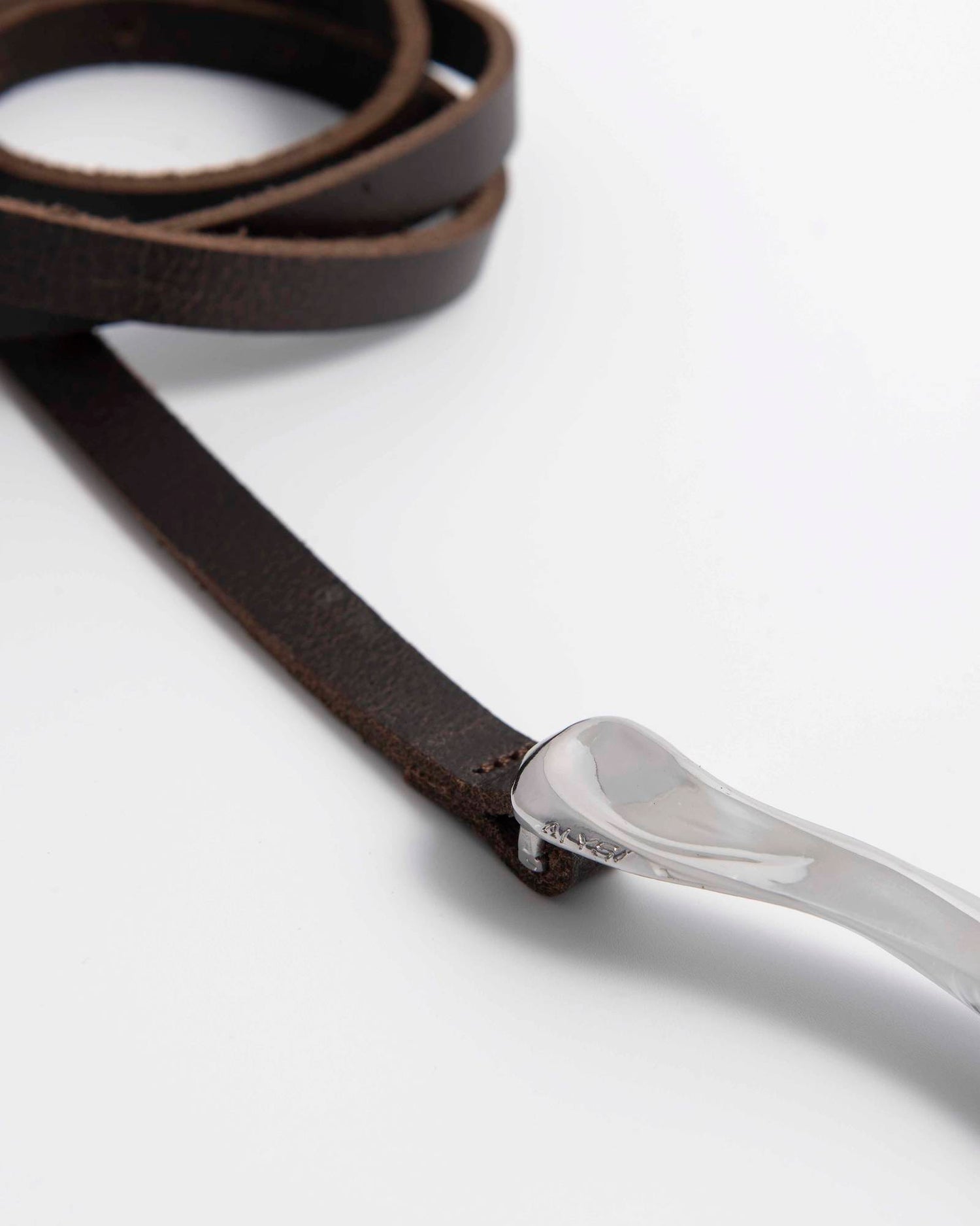 THIN BELT WITH JEWEL BUCKLE