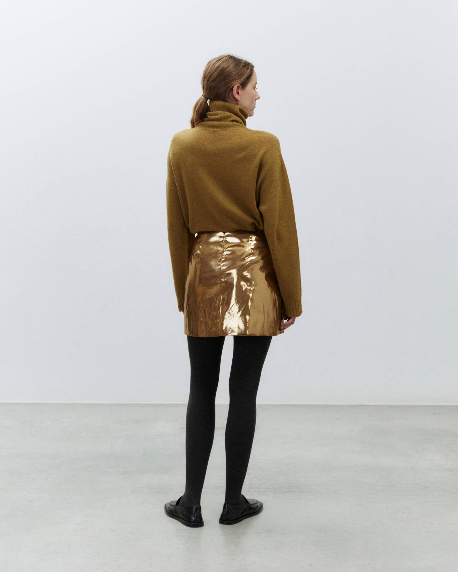 GOLD MINISKIRT