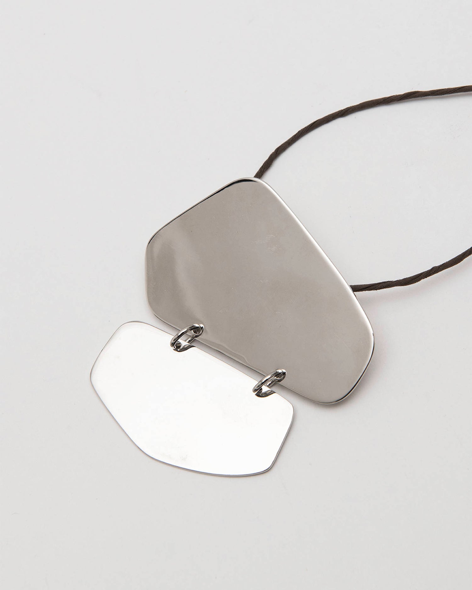 SILVER MIRROR PLATE PENDANT NECKLACE
