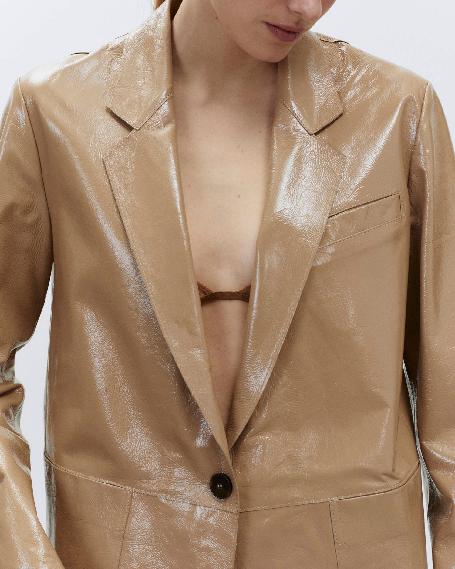 PATENT LEATHER BLAZER