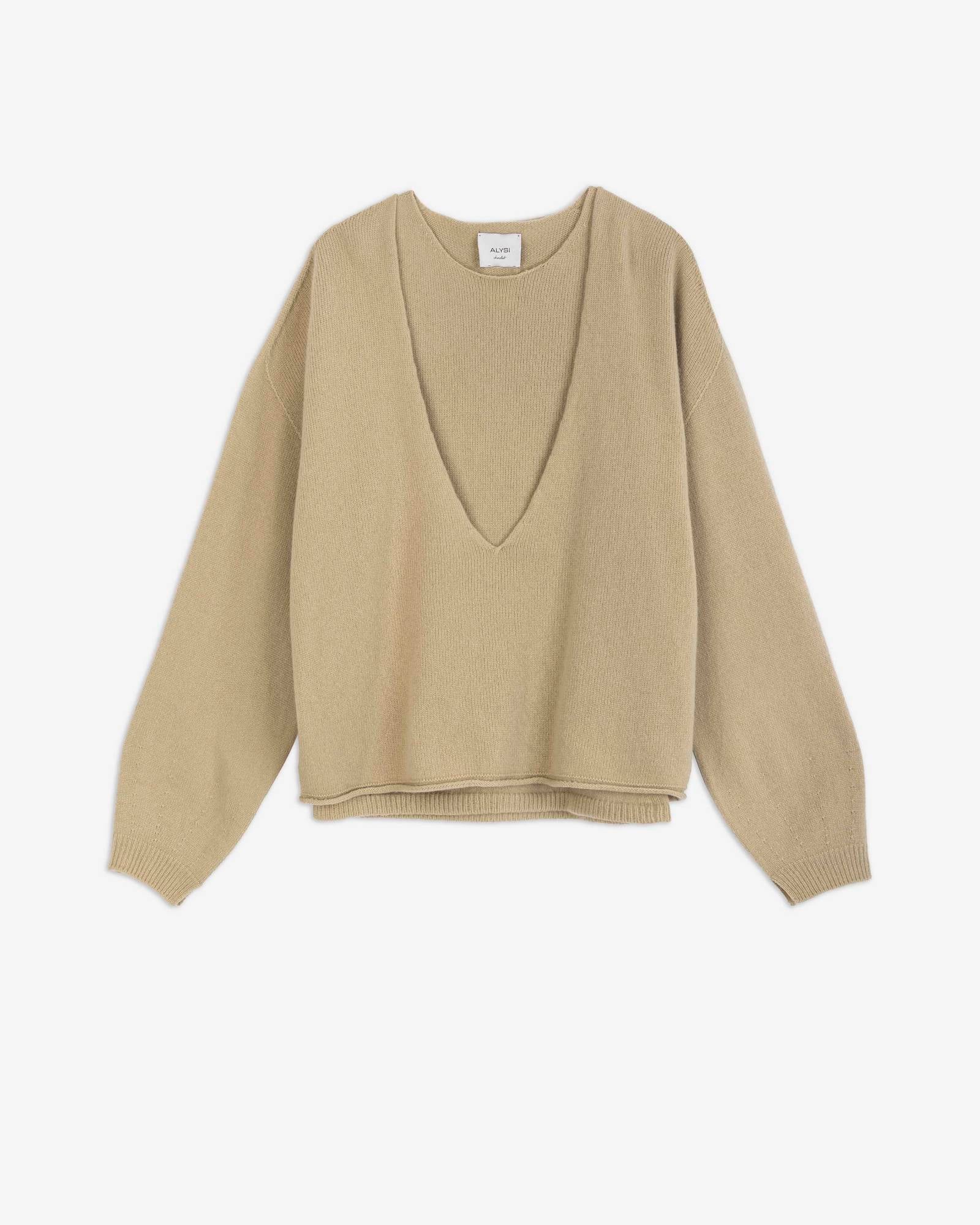 SUPER SOFT TOP AND SWEATER