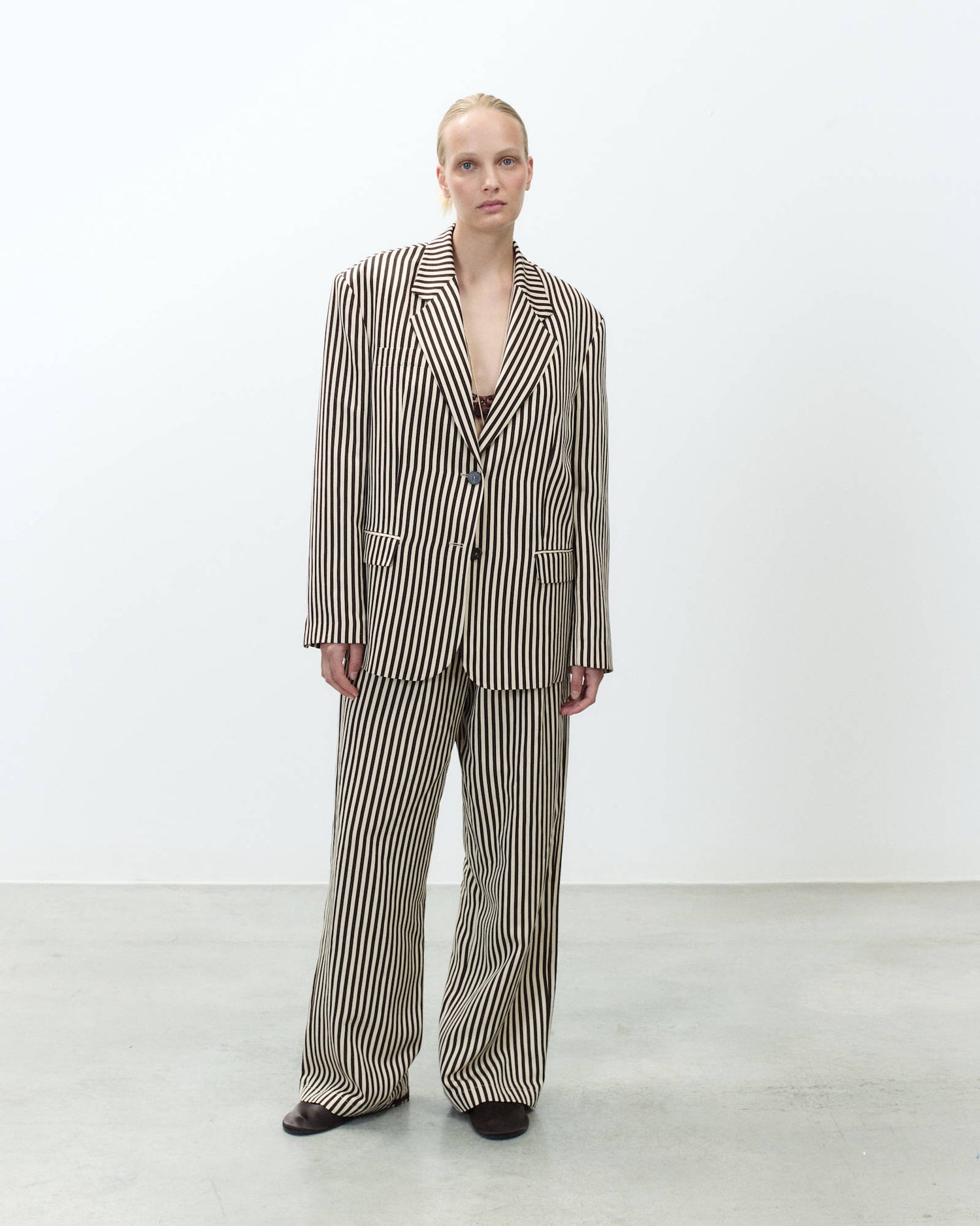 SINGLE-BREASTED STRIPED BLAZER