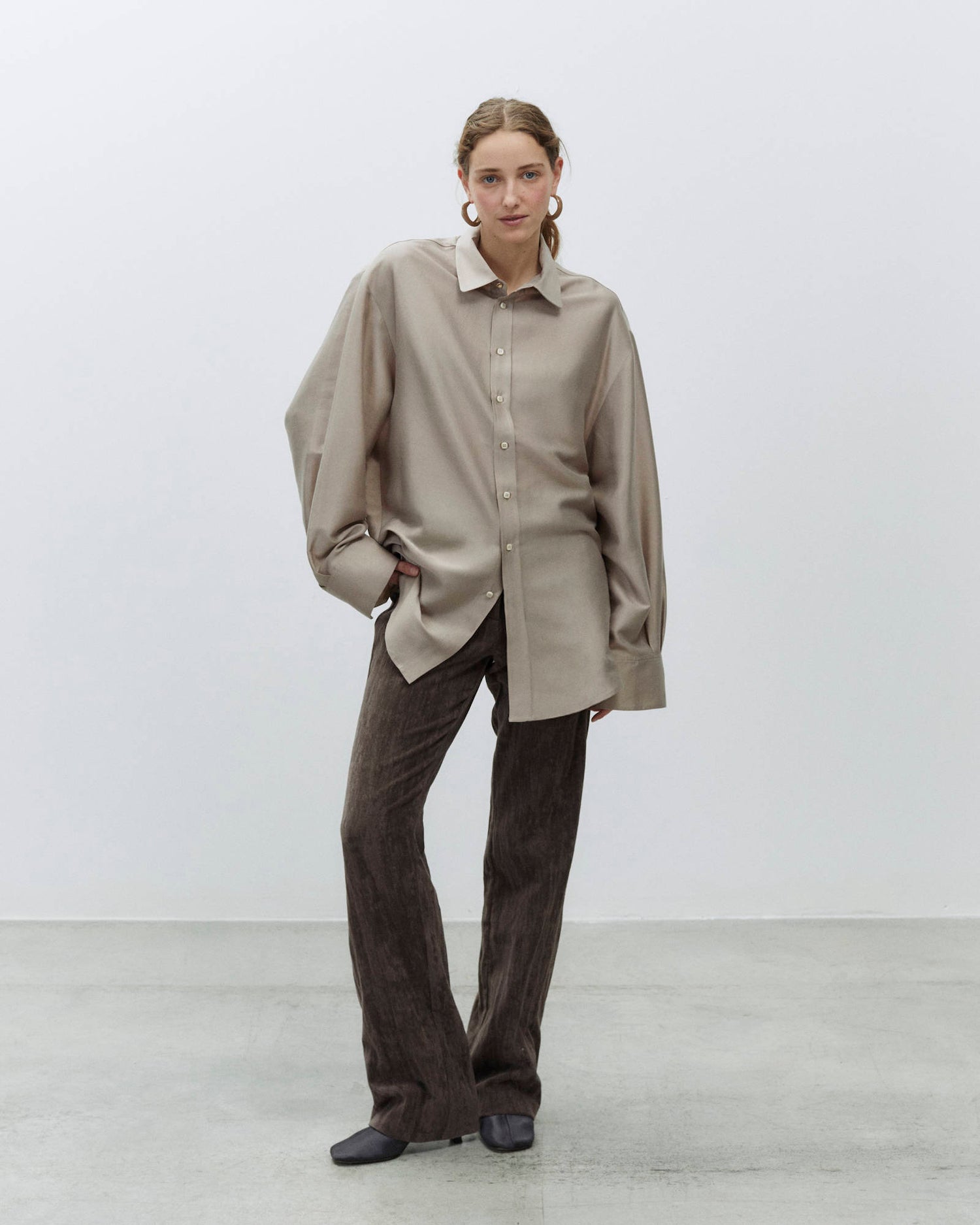 OVERSIZED SILK SHIRT