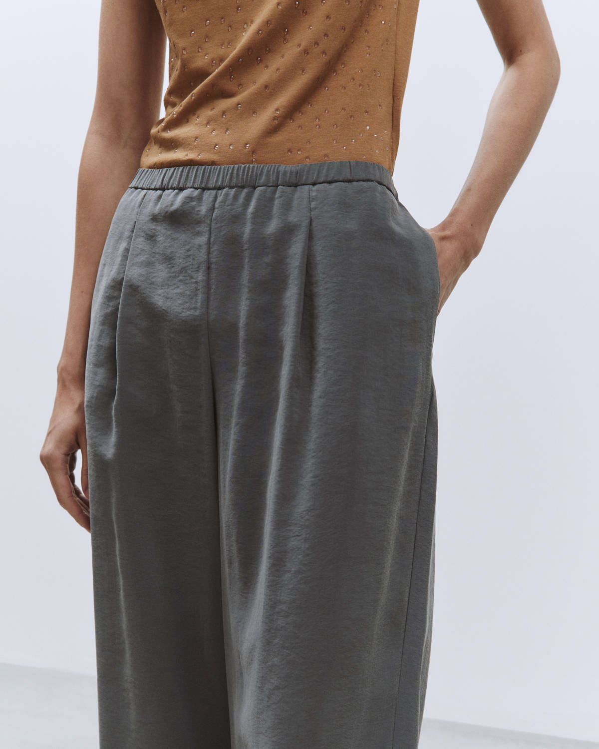 FLUID RELAXED PANTS