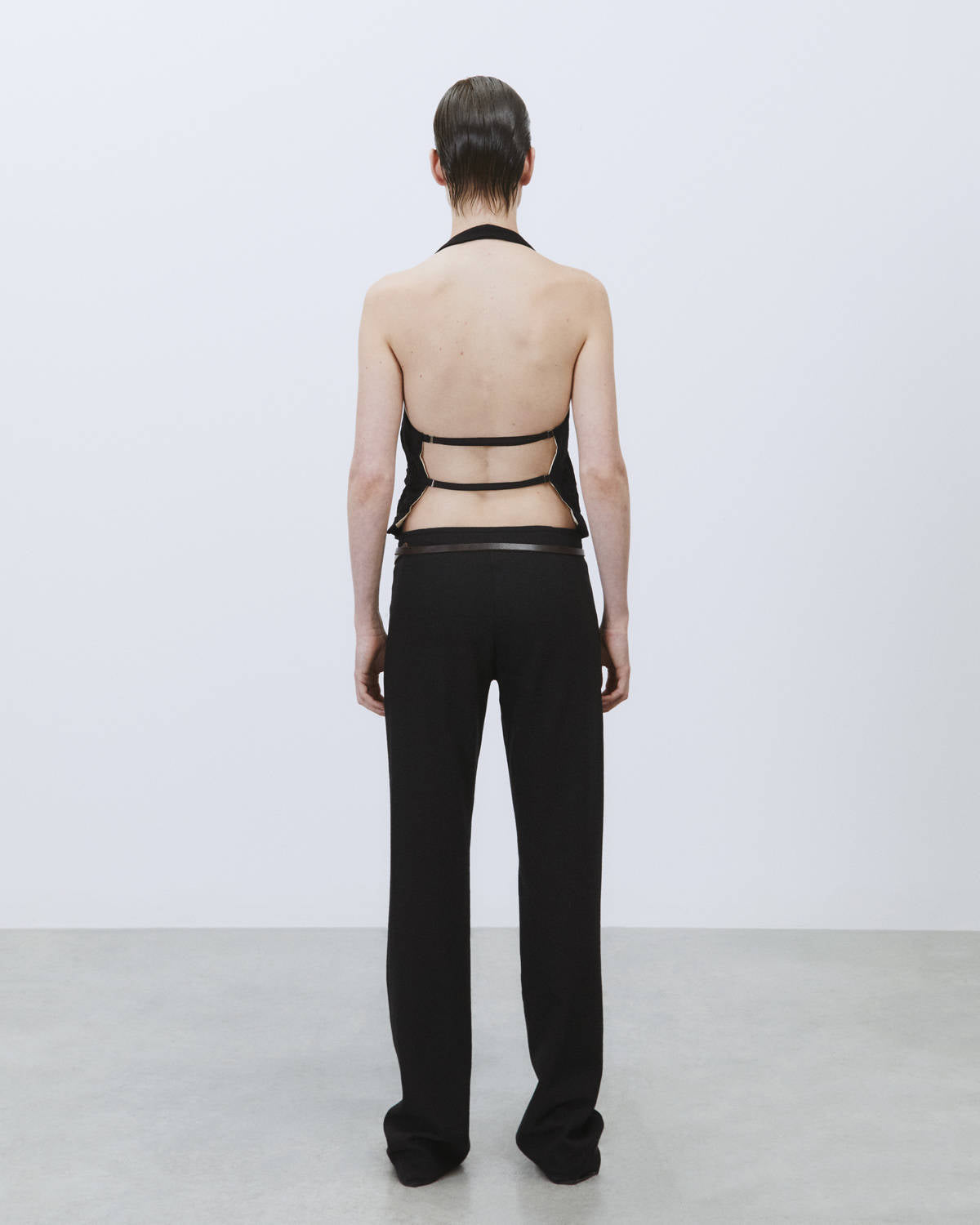 WOOL HALTER VEST
