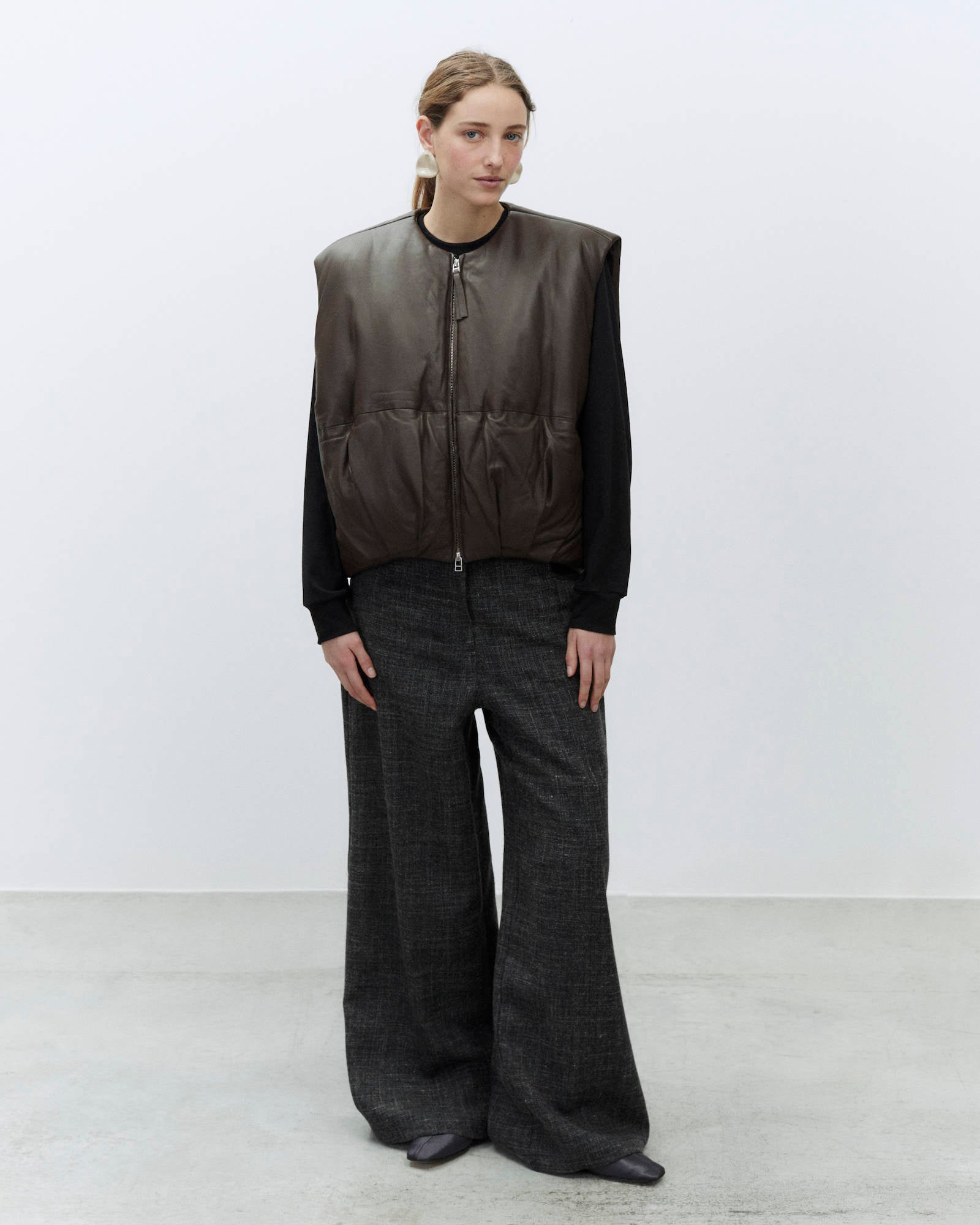 PUFFED LEATHER DOWN JACKET