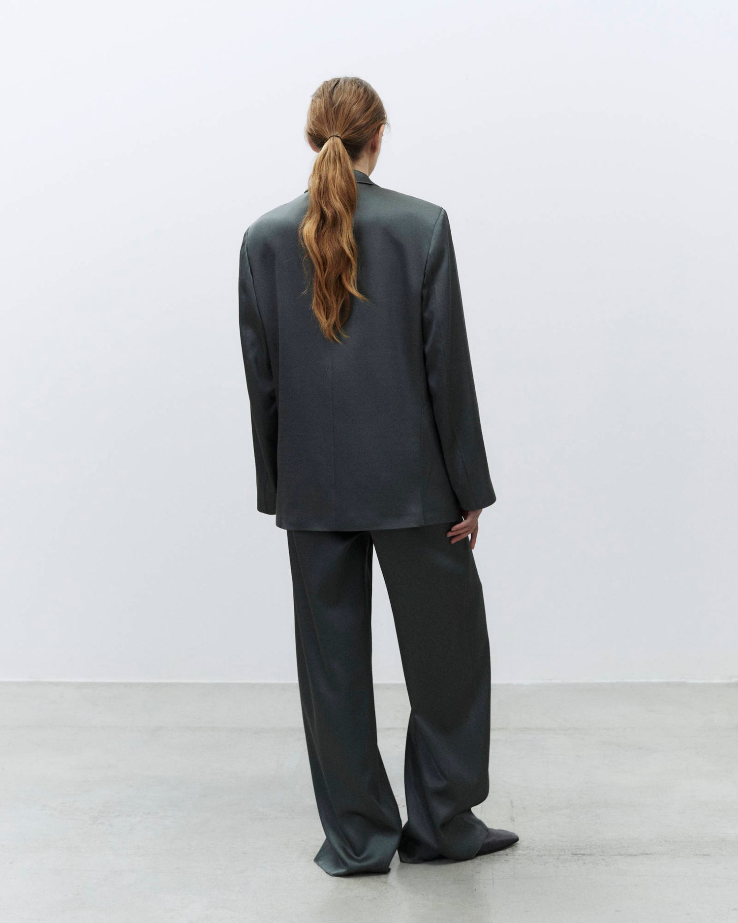 SINGLE-BREASTED SATIN BLAZER