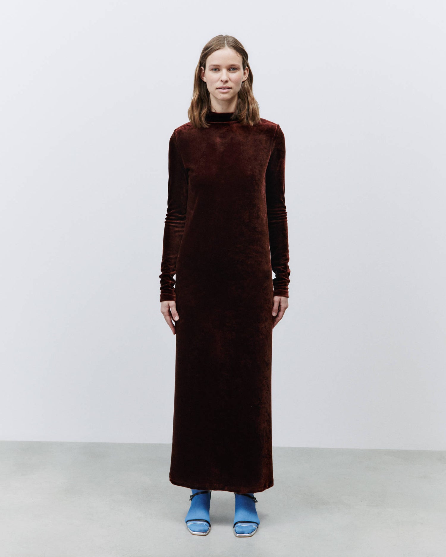 LONG FLUID VELVET DRESS