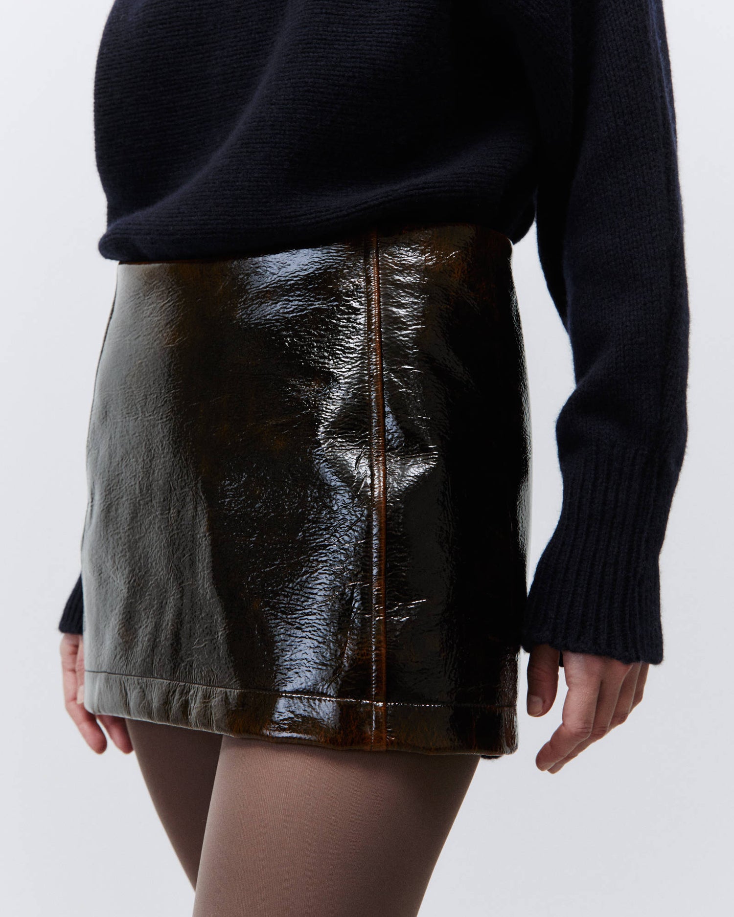 VARNISH MINI SKIRT