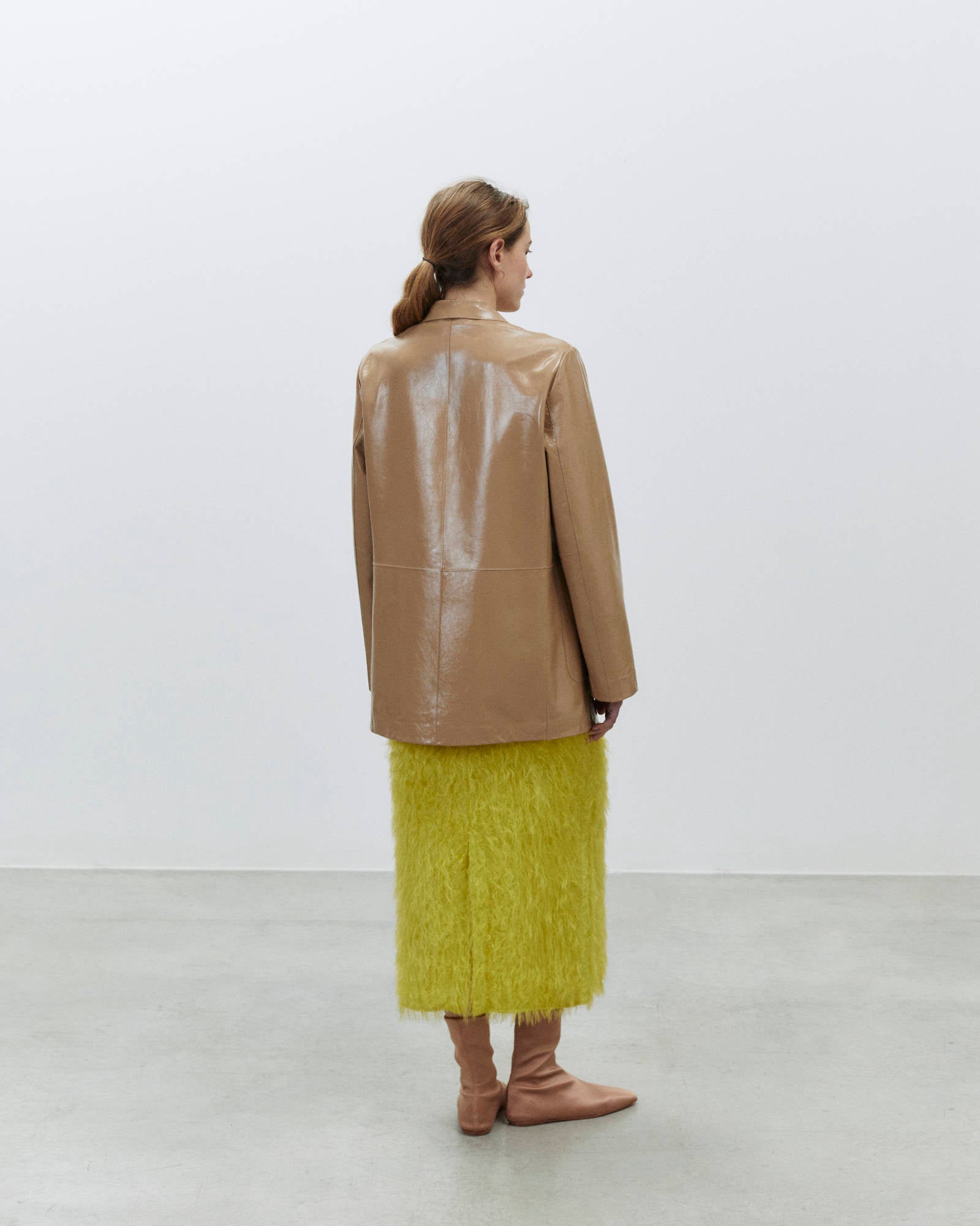 PATENT LEATHER BLAZER