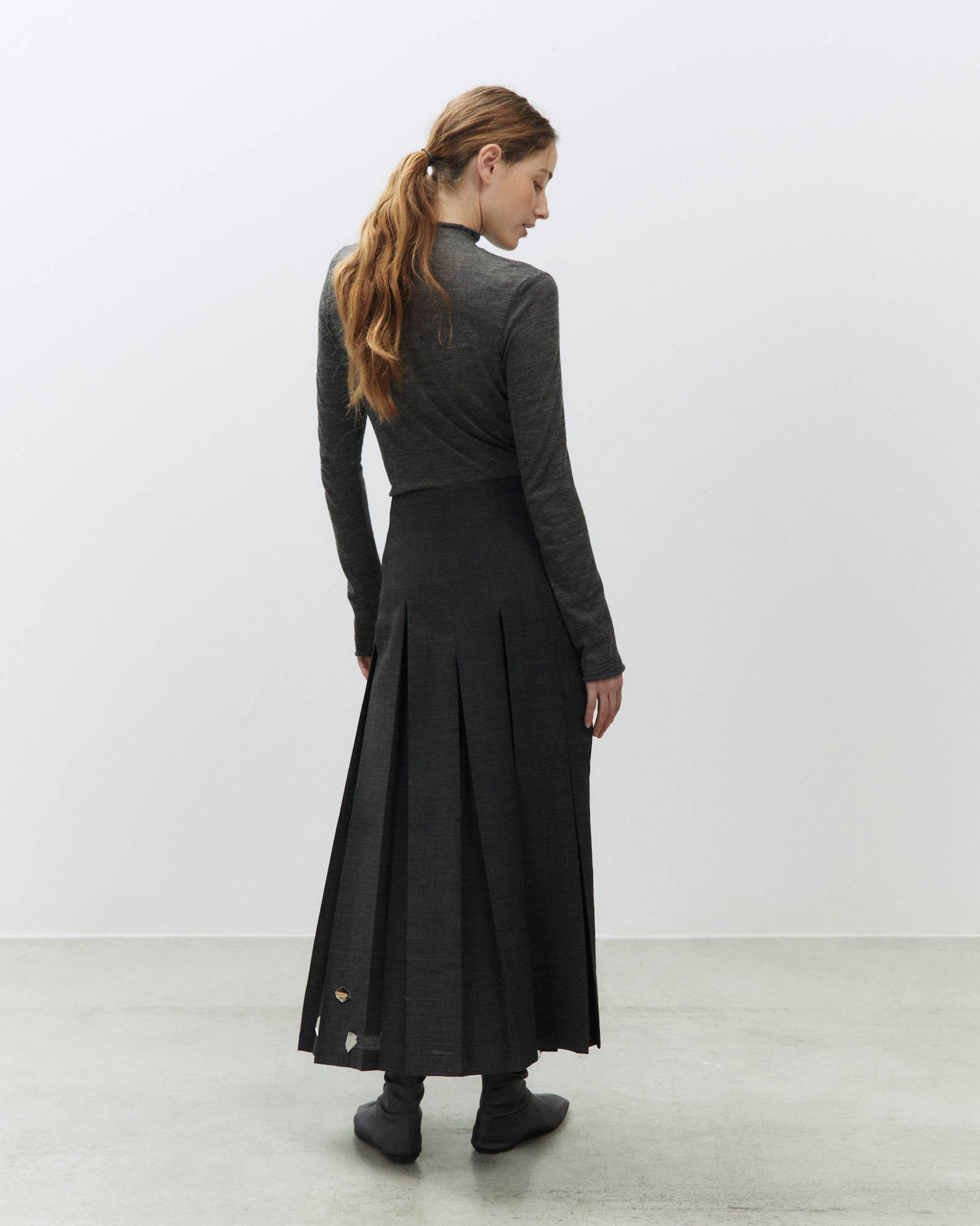 EMBROIDERED PLEATED VOILE SKIRT