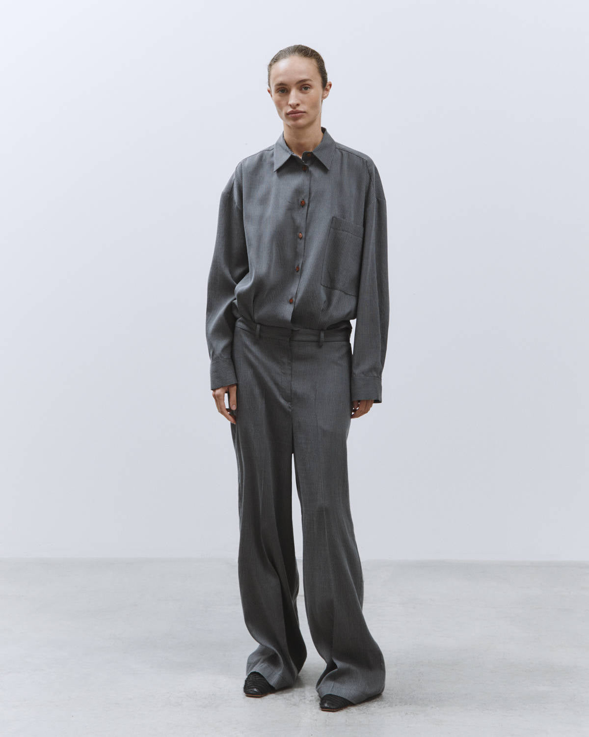 MAXI PINSTRIPES SUIT Smoke