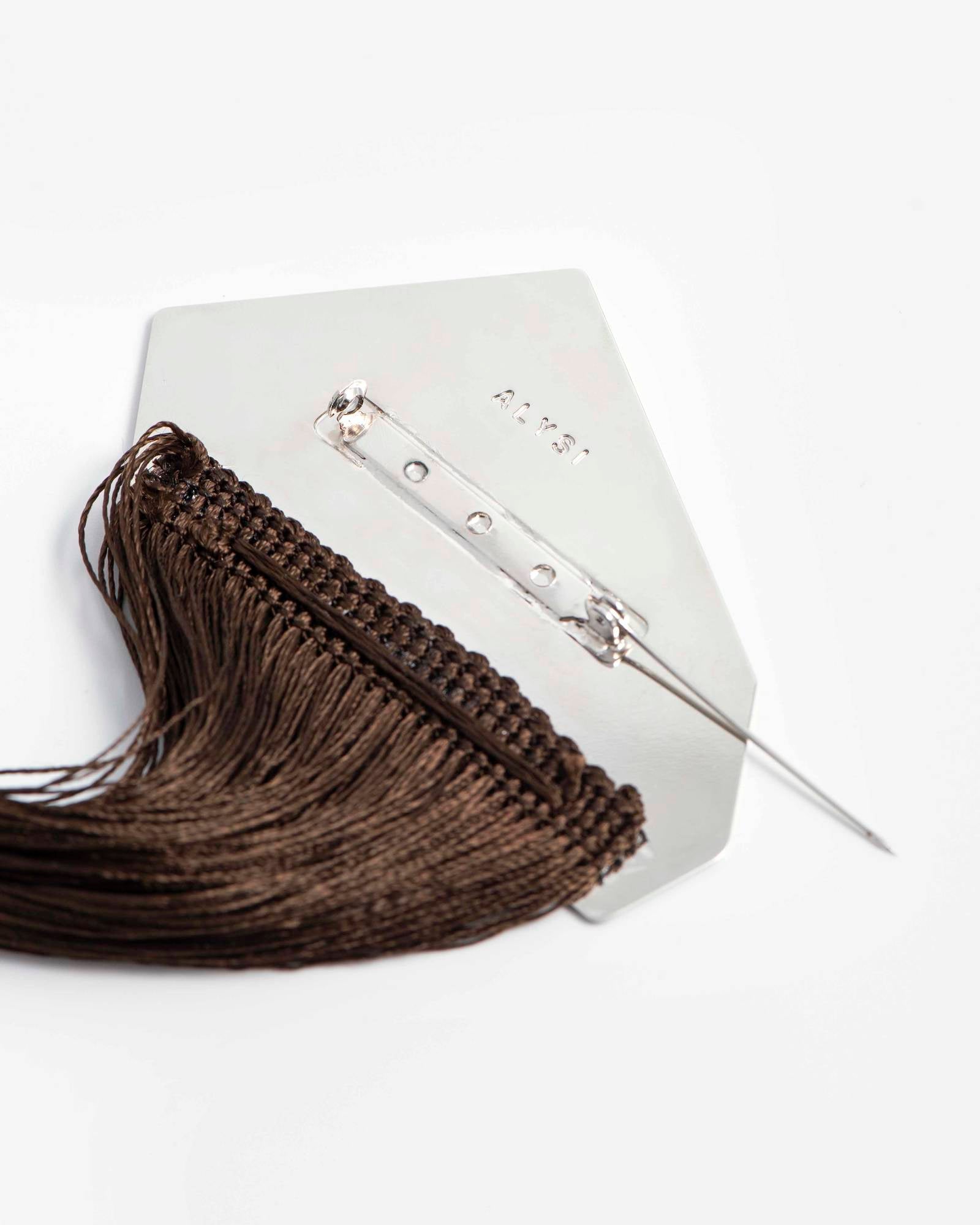 FRINGE PIN