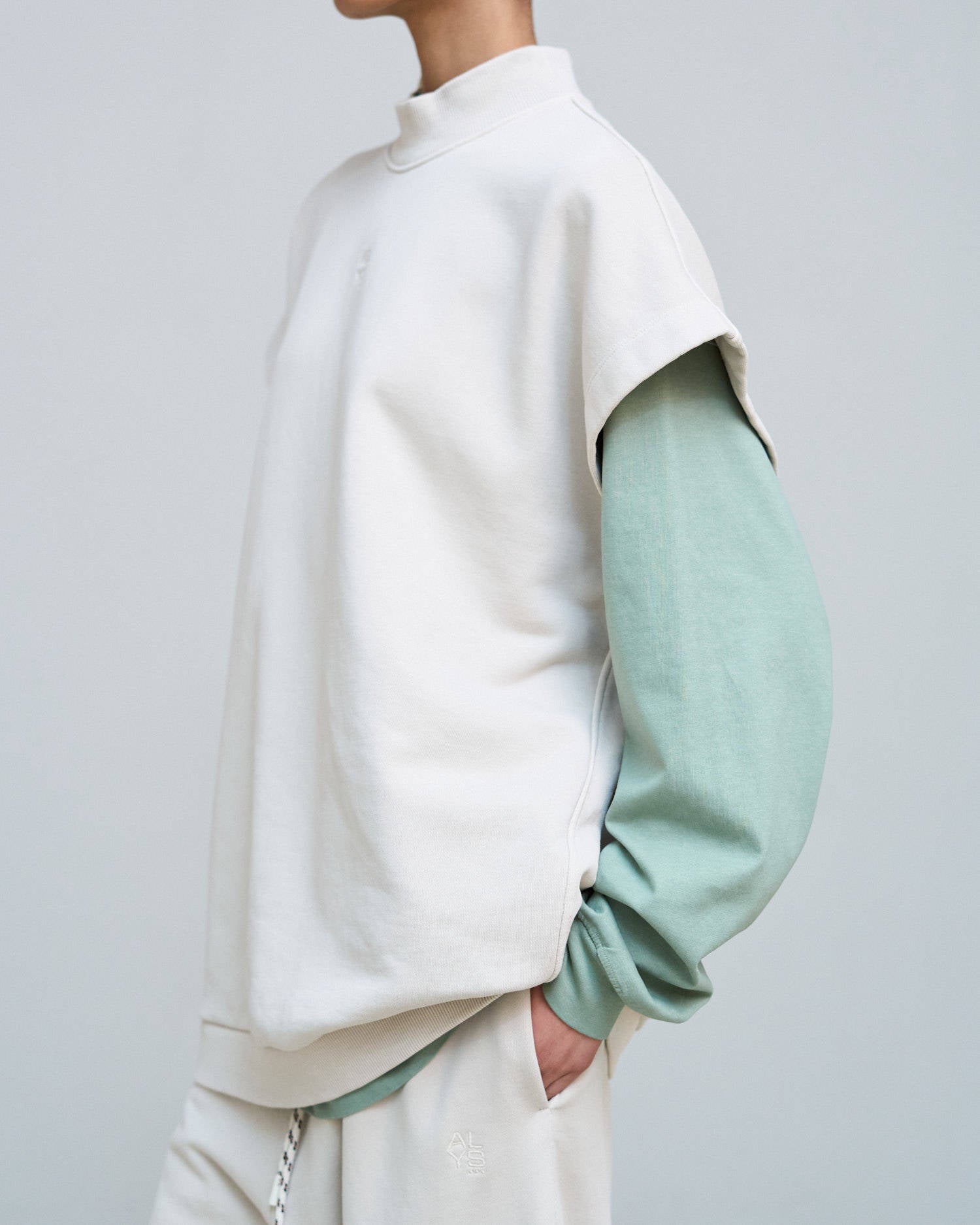 OVERSIZED SWEATSHIRT VEST WITH EMBROIDERY Sand