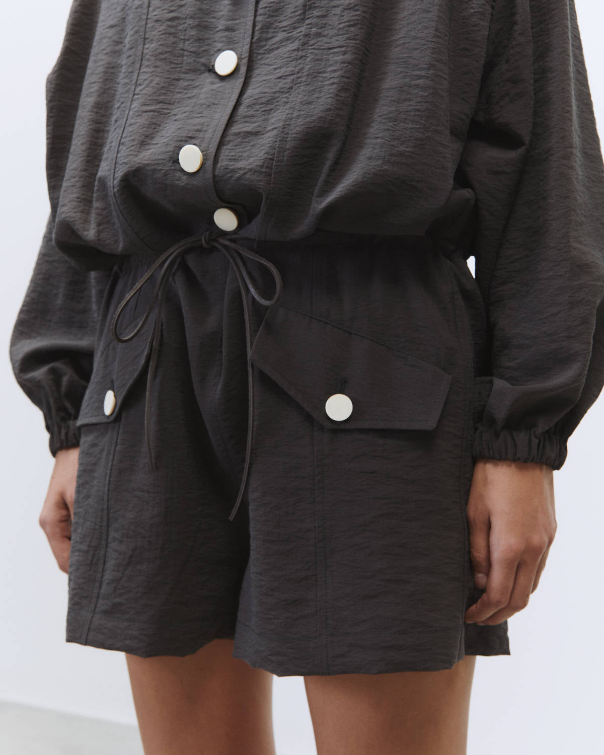 SHORT SILK CANVAS SUIT Charcoal