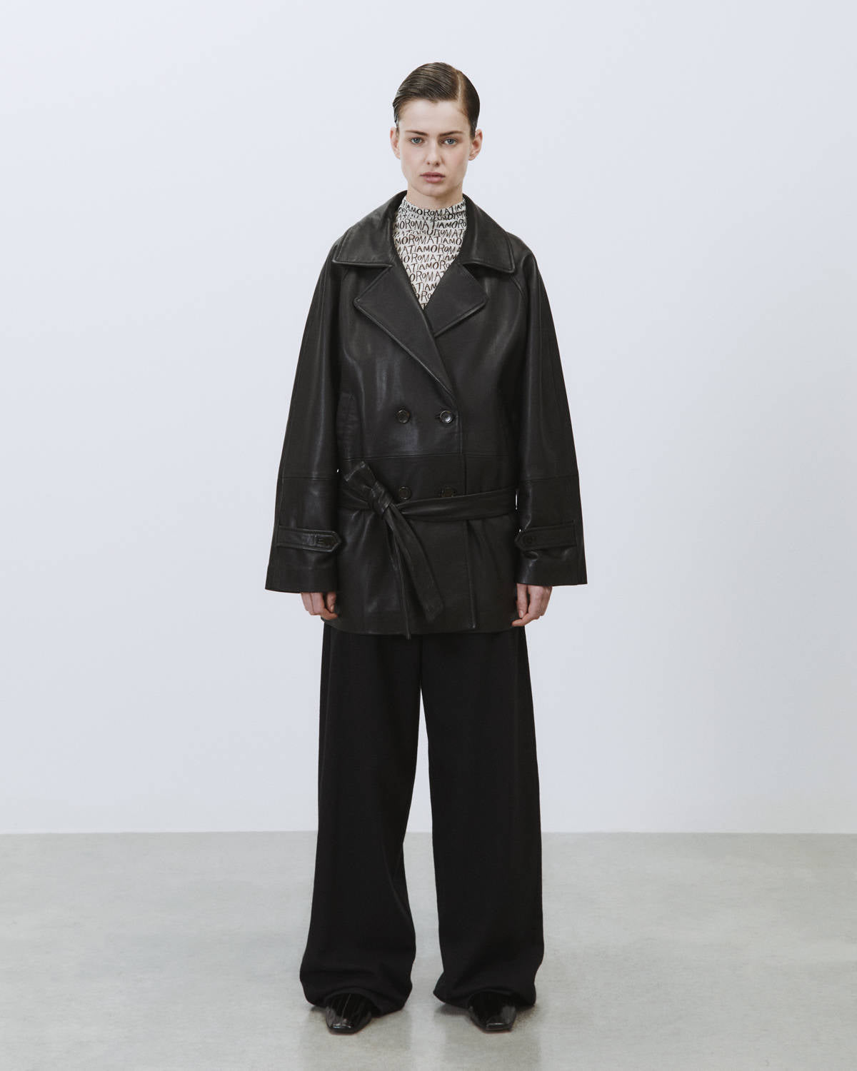 SHORT LEATHER TRENCH COAT