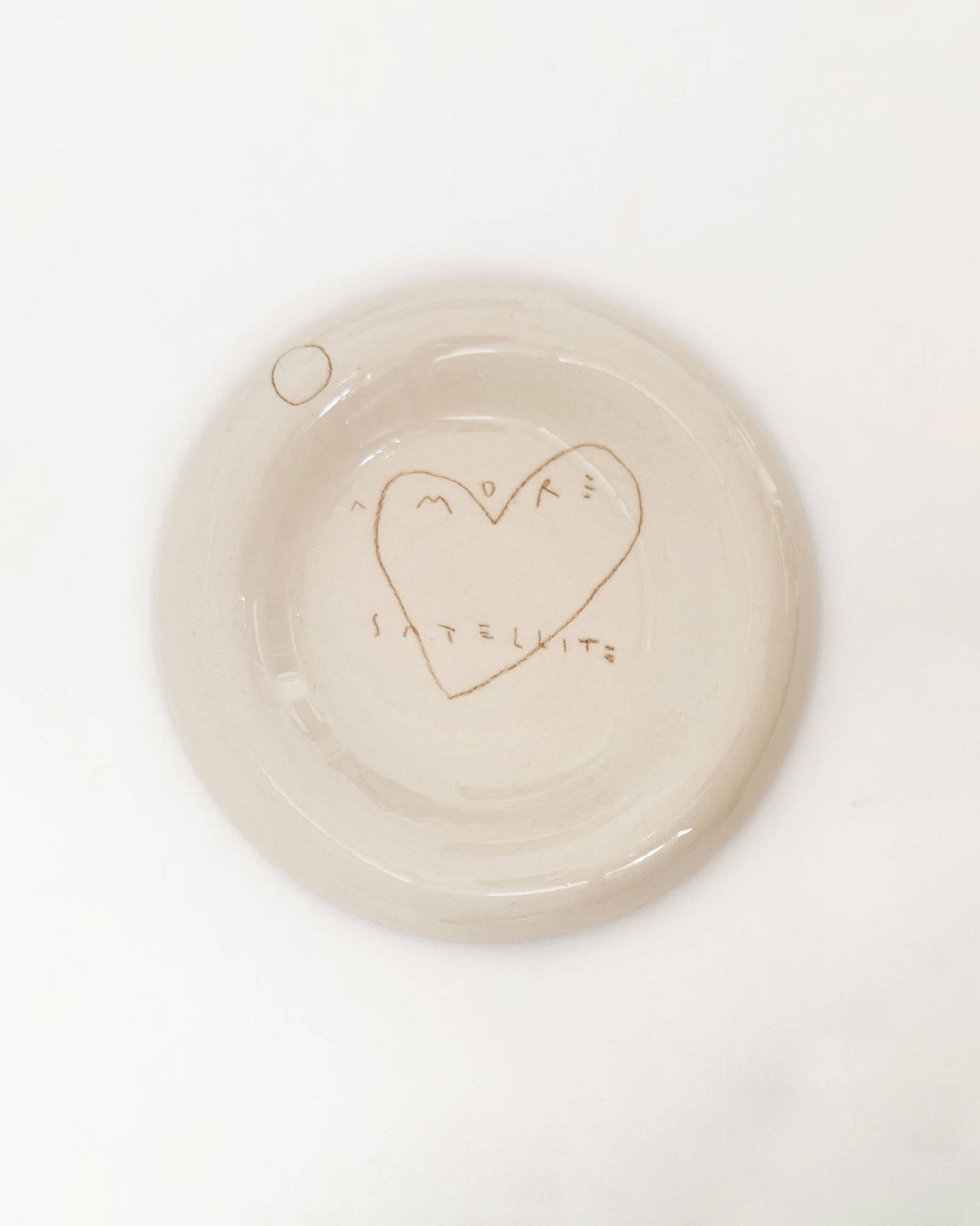 LOVE SATELLITE SAUCER