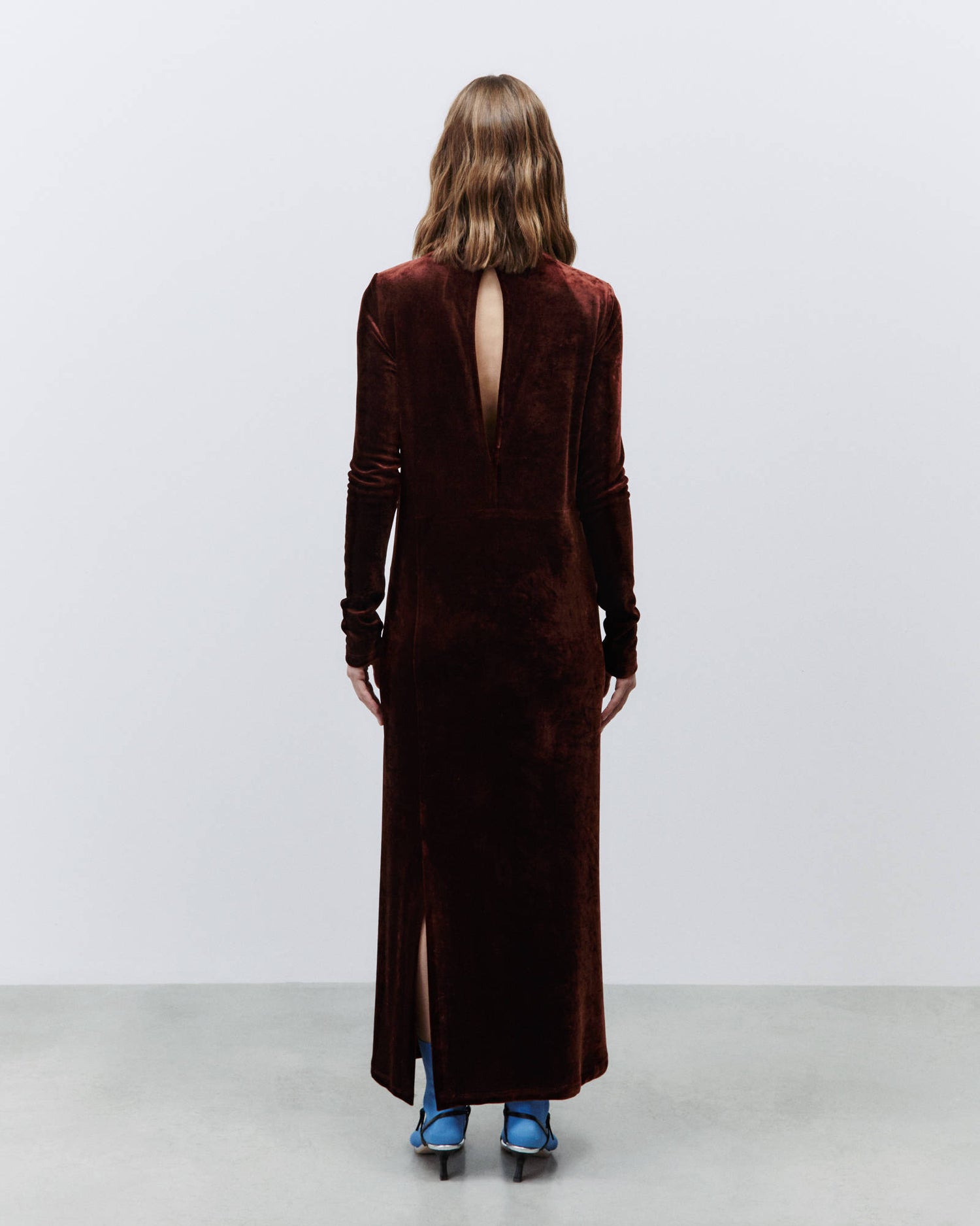 LONG FLUID VELVET DRESS