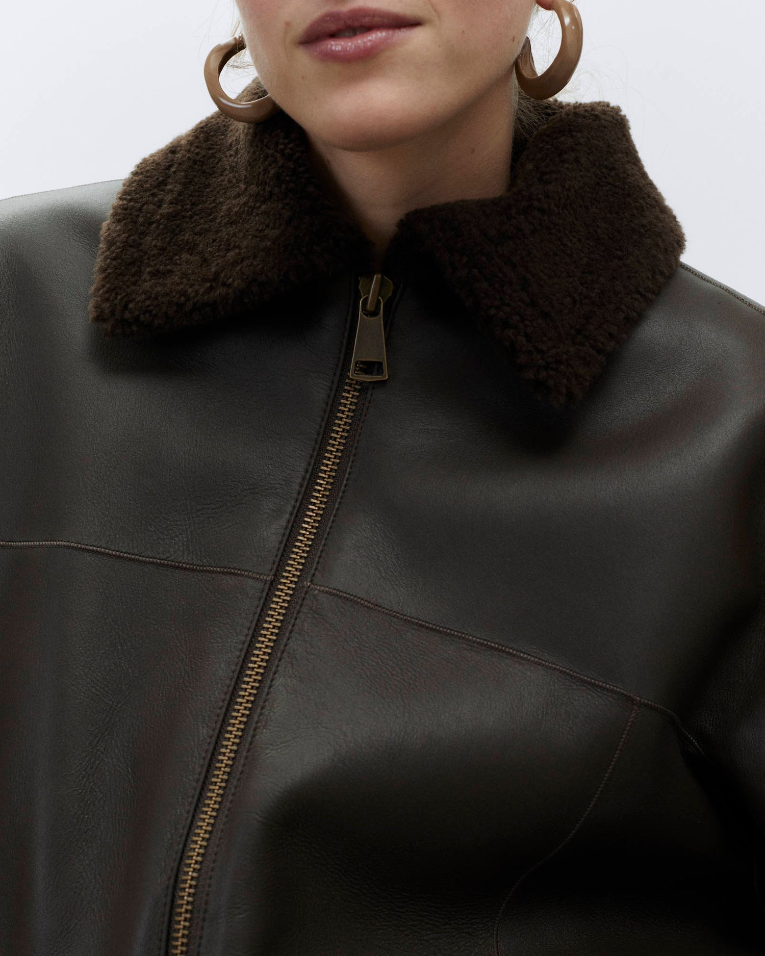 SHORT SHEARLING JACKET