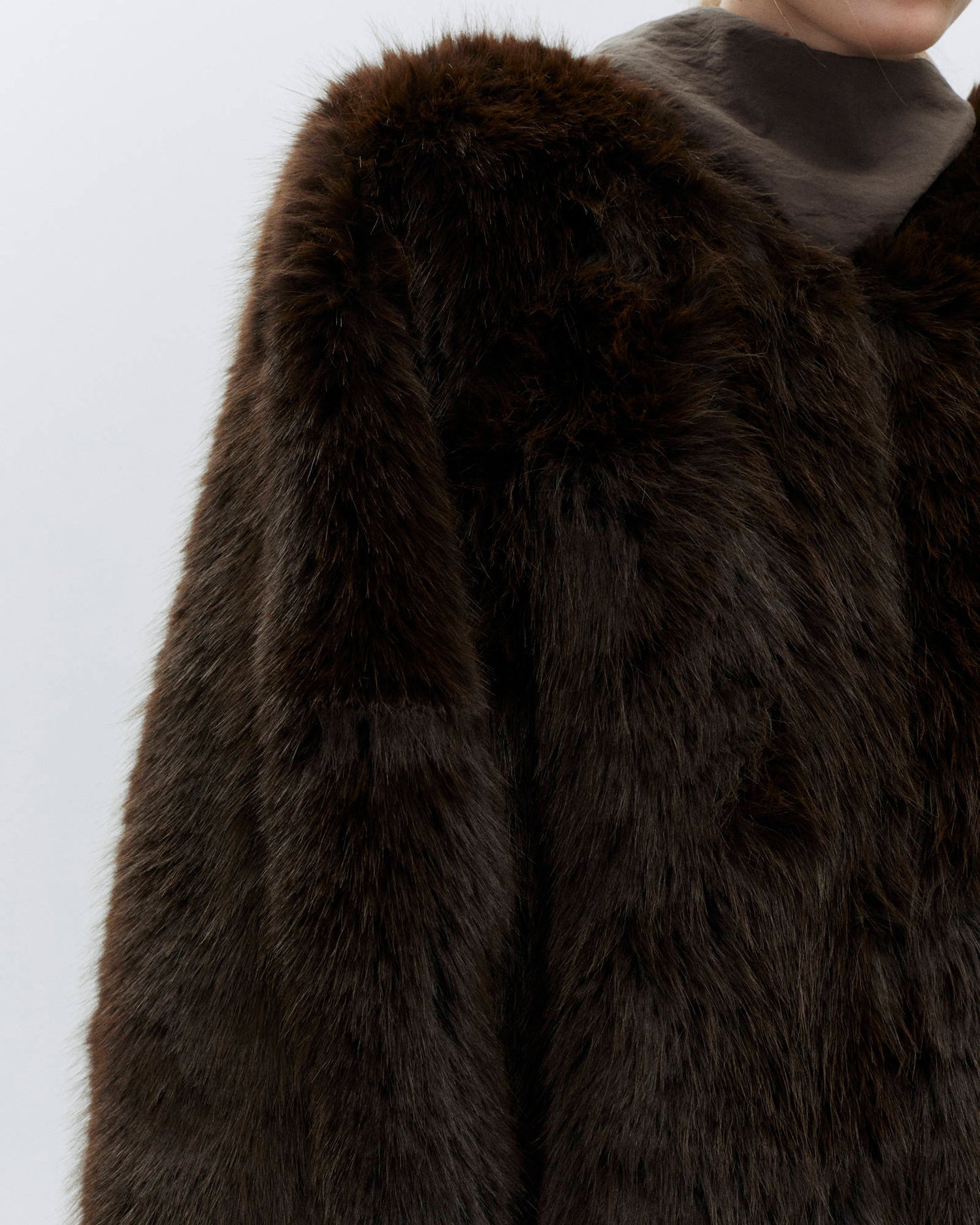 LONG FUR COAT