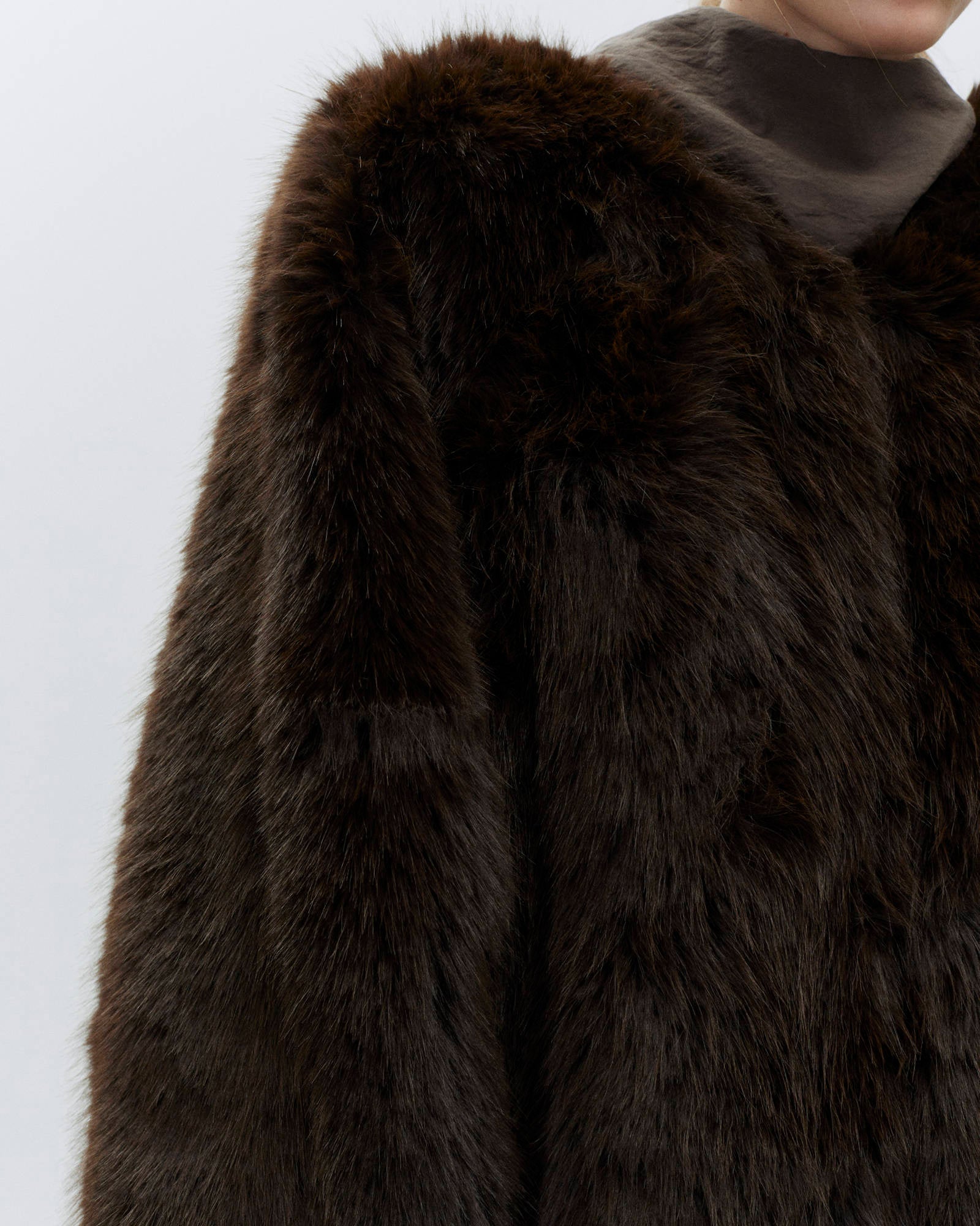LONG FUR COAT
