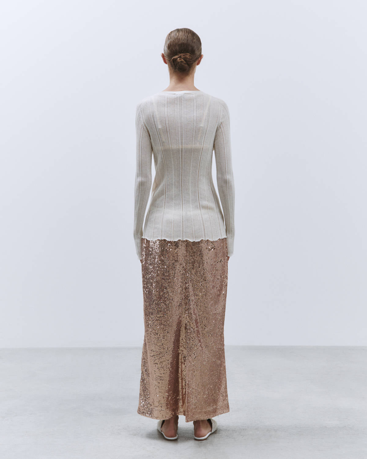 SLIM CREW NECK SWEATER WITH IRREGULAR MERINGUE RIB