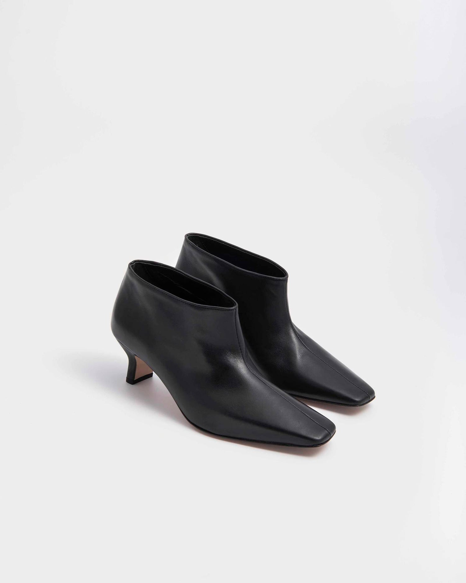 ANKLE BOOT