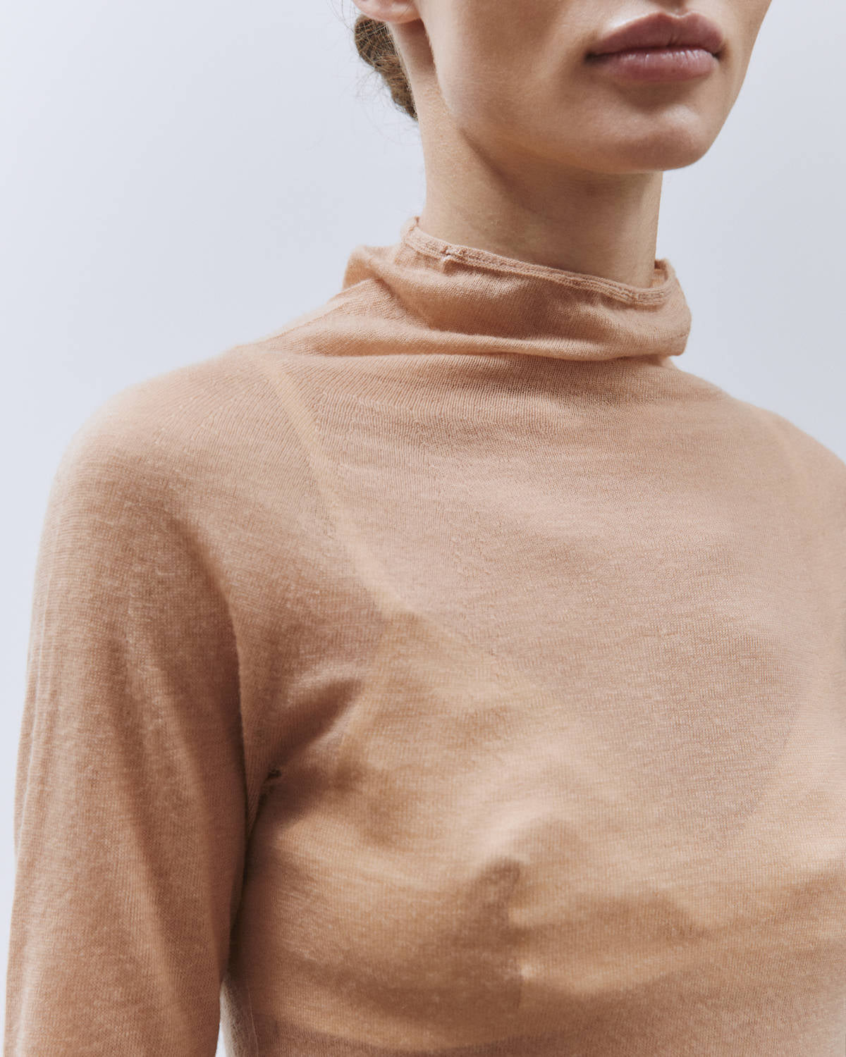 Nude TURTLENECK SWEATER