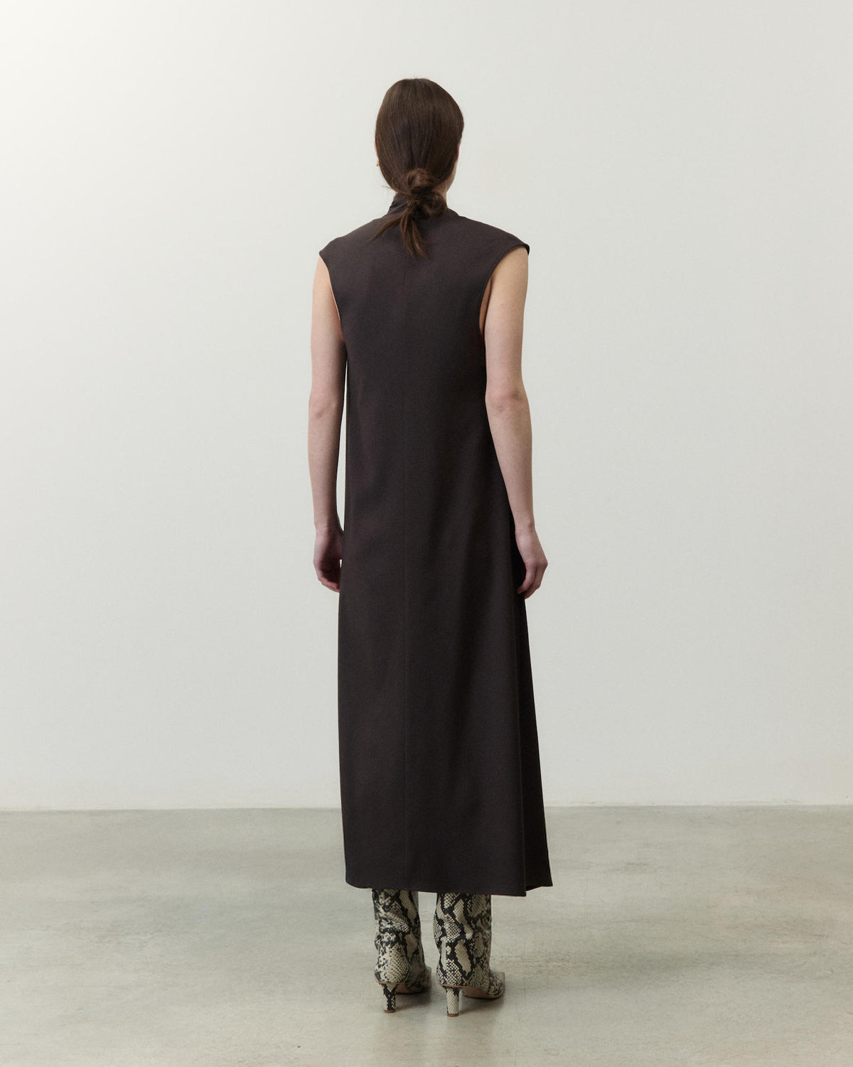 ABITO MIDI CON RUCHES